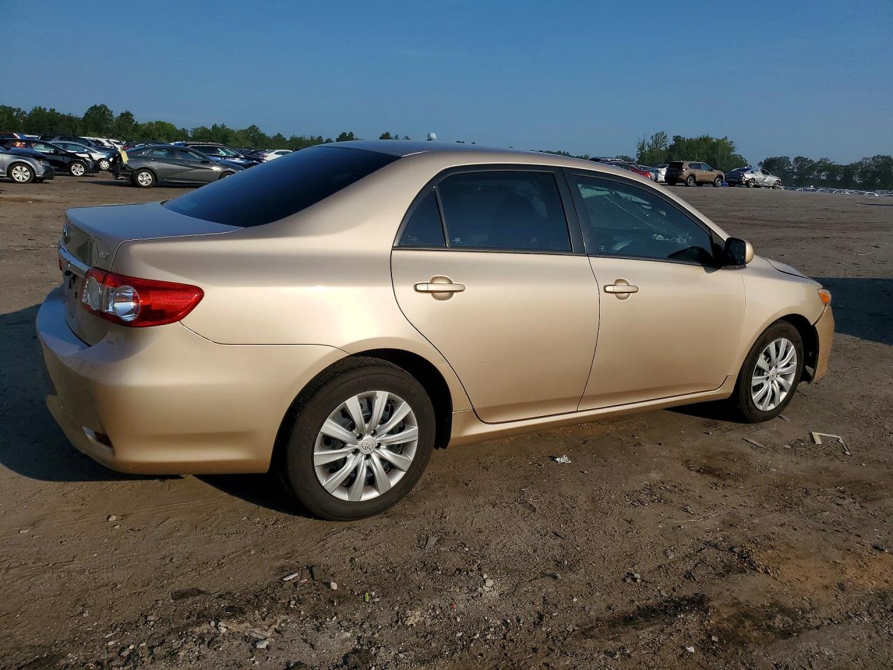 2012 Toyota Corolla Le Beige vin: 2T1BU4EE0CC840072