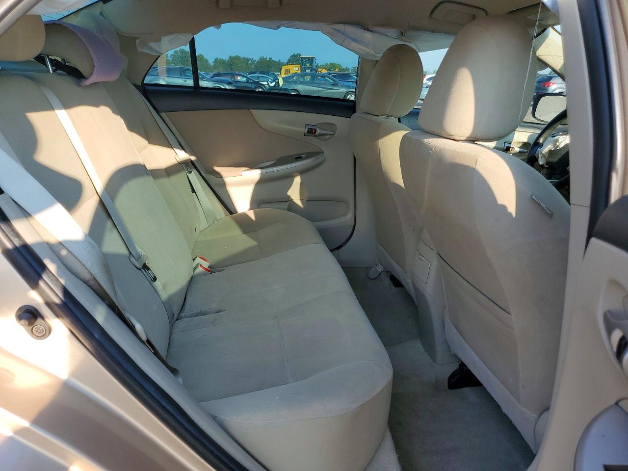 2012 Toyota Corolla Le Beige vin: 2T1BU4EE0CC840072