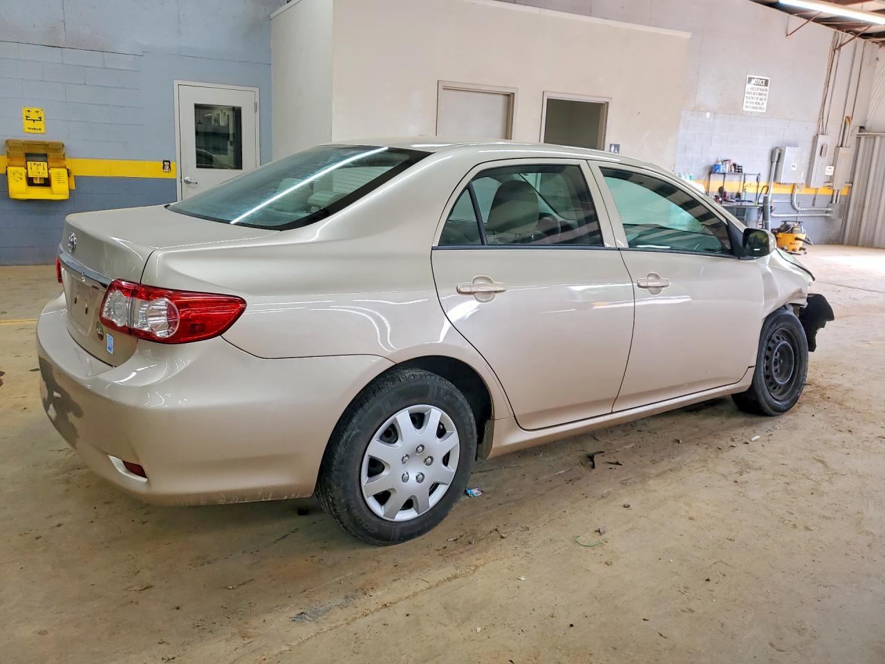 2012 Toyota Corolla L Gold vin: 2T1BU4EE0CC849273