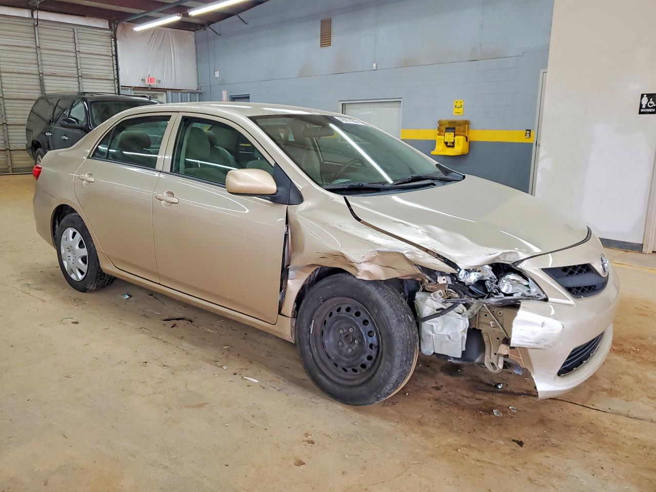 2012 Toyota Corolla L Gold vin: 2T1BU4EE0CC849273