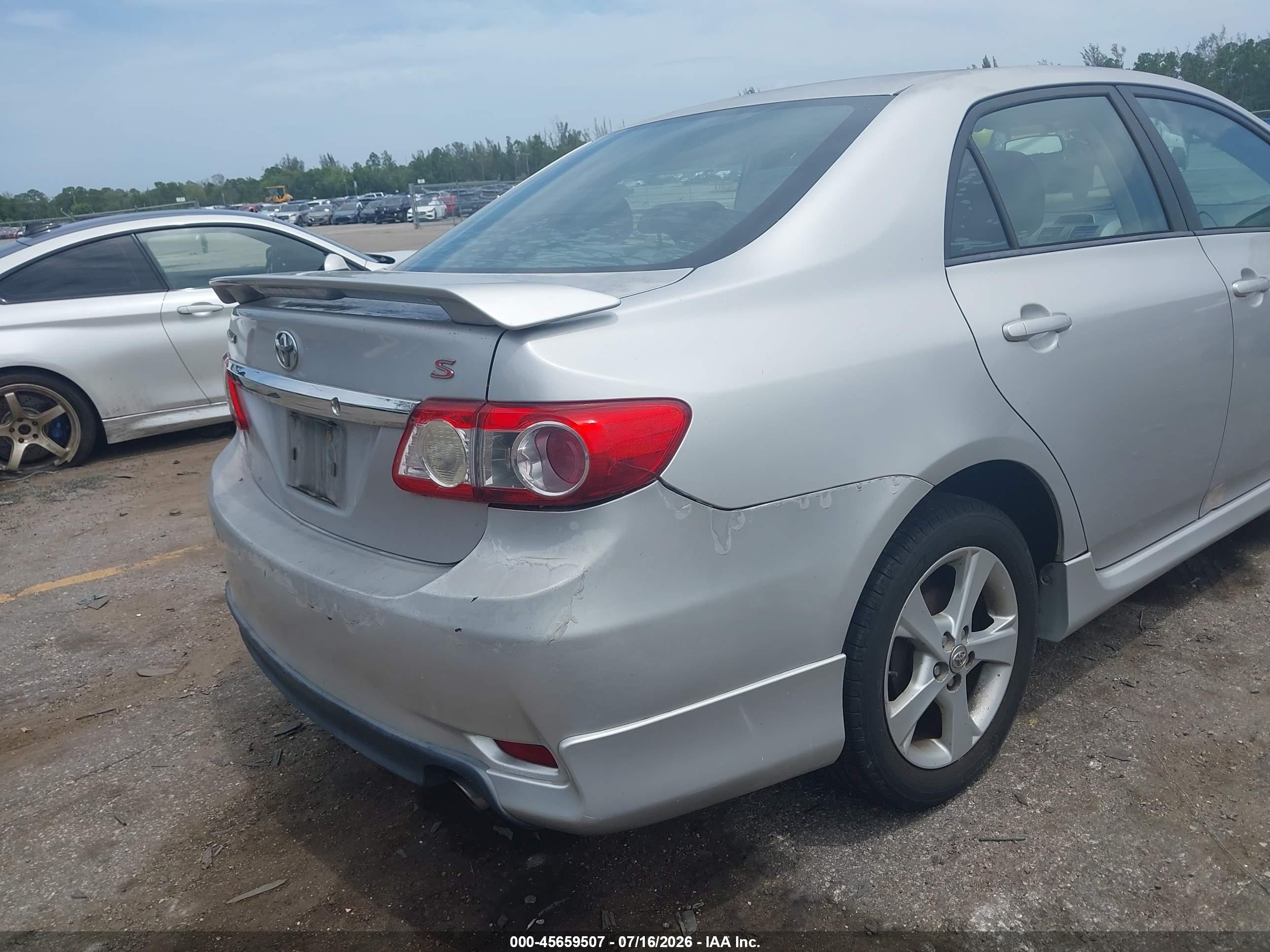 2012 Toyota Corolla S Silver vin: 2T1BU4EE0CC869569