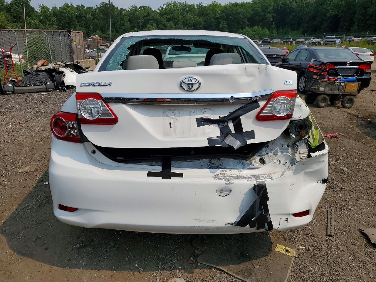 2012 Toyota Corolla Le White vin: 2T1BU4EE0CC874237