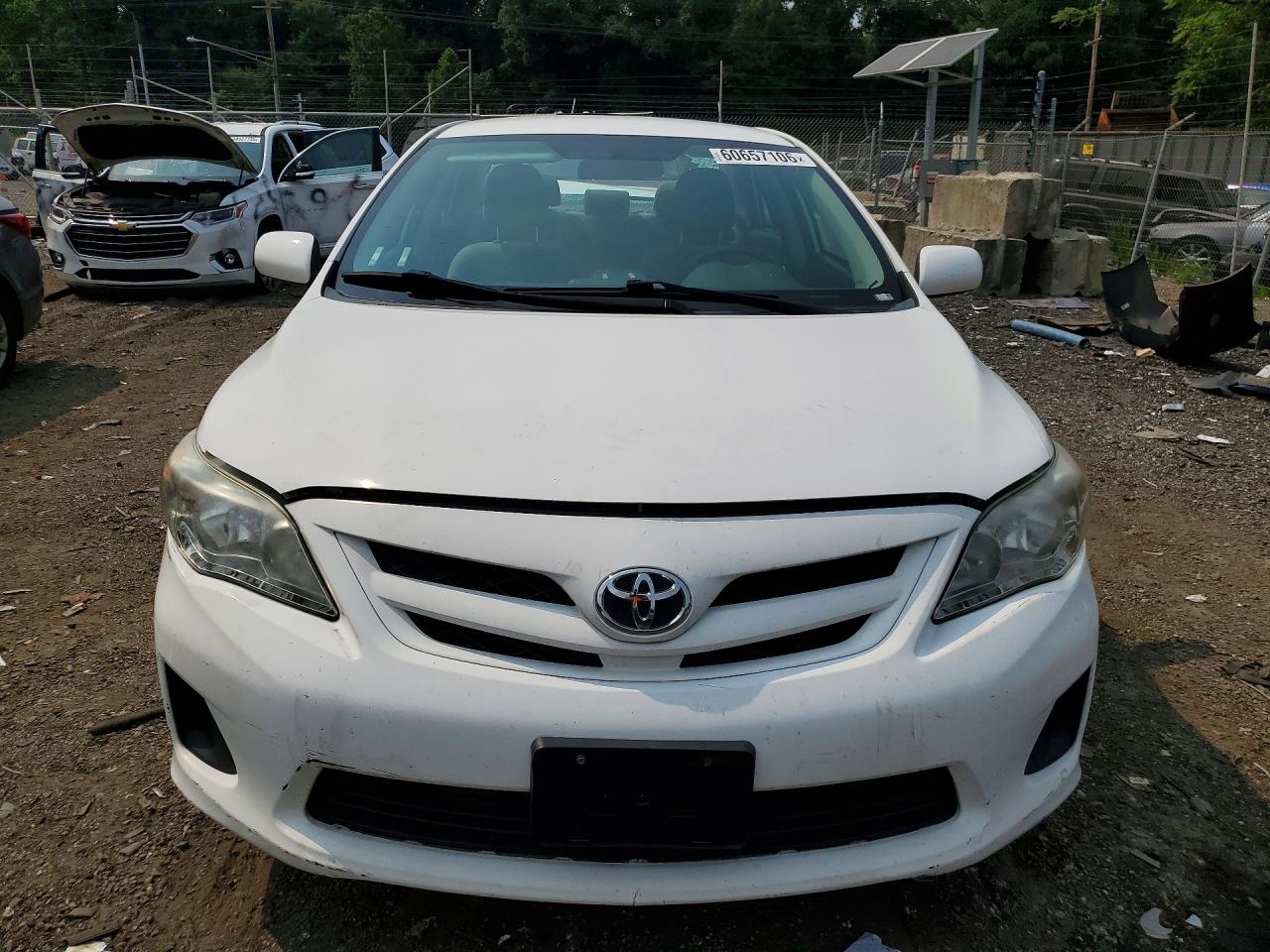 2012 Toyota Corolla Le White vin: 2T1BU4EE0CC874237