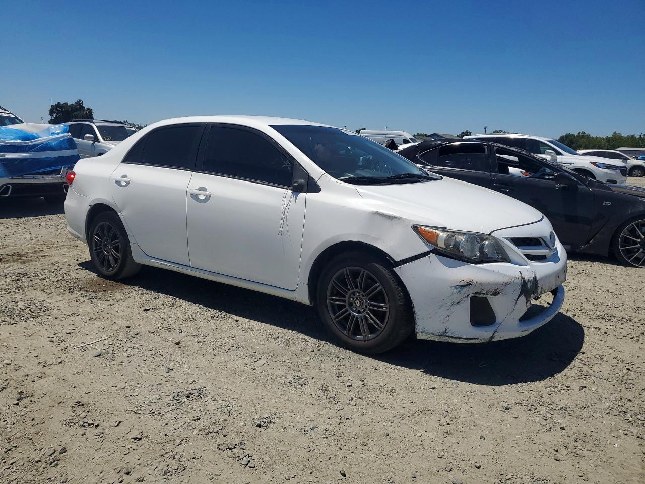2012 Toyota Corolla Le White vin: 2T1BU4EE0CC888428
