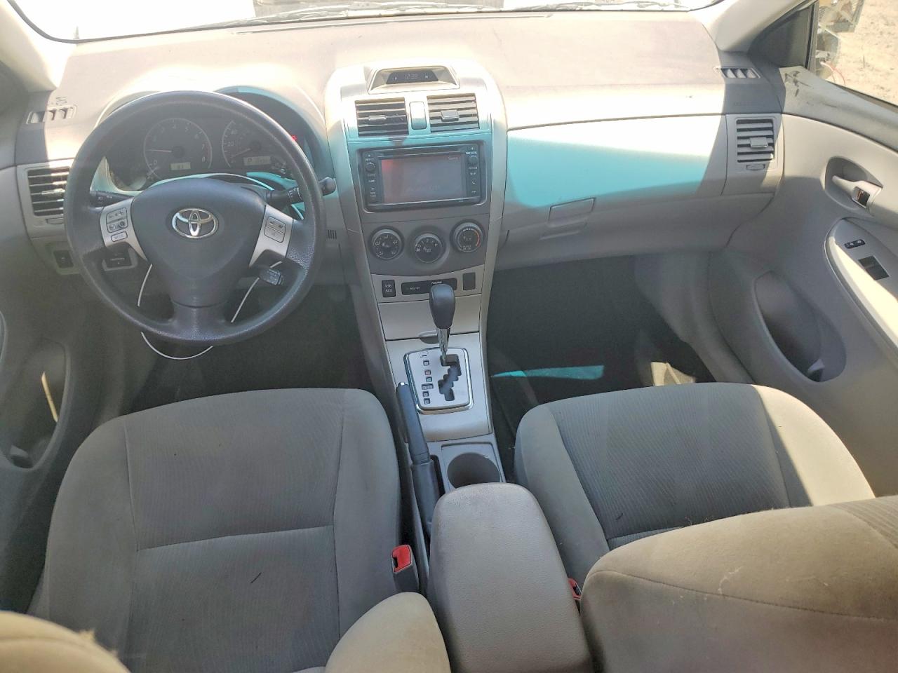 2012 Toyota Corolla Le White vin: 2T1BU4EE0CC888428