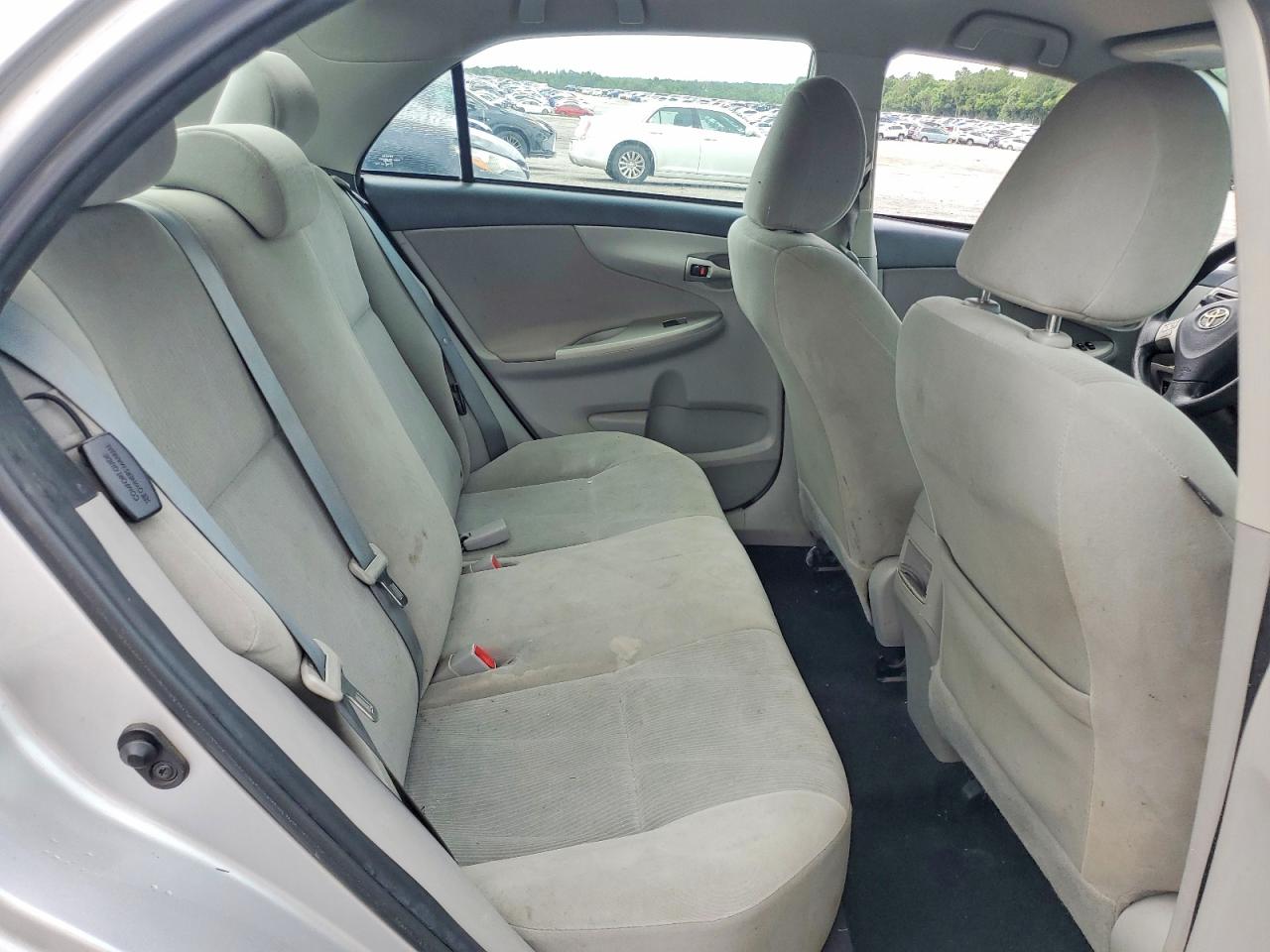 2012 Toyota Corolla Le Silver vin: 2T1BU4EE0CC889210