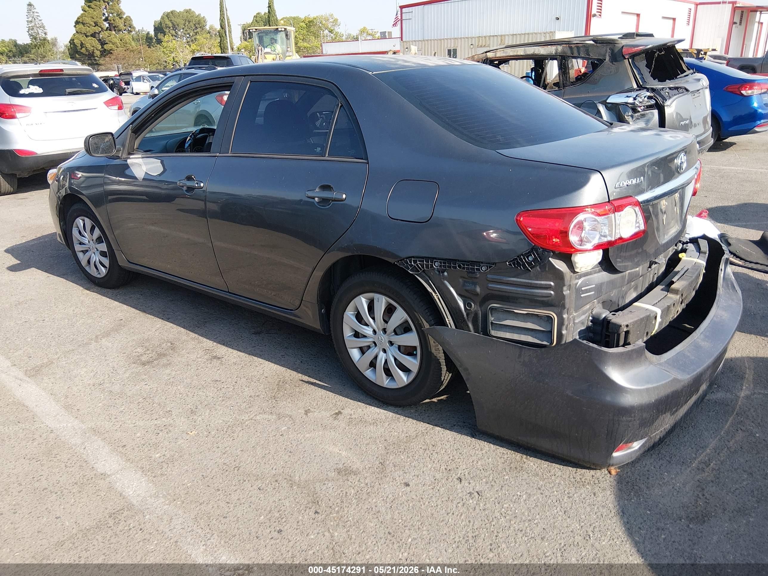 2012 Toyota Corolla Le Gray vin: 2T1BU4EE0CC891412