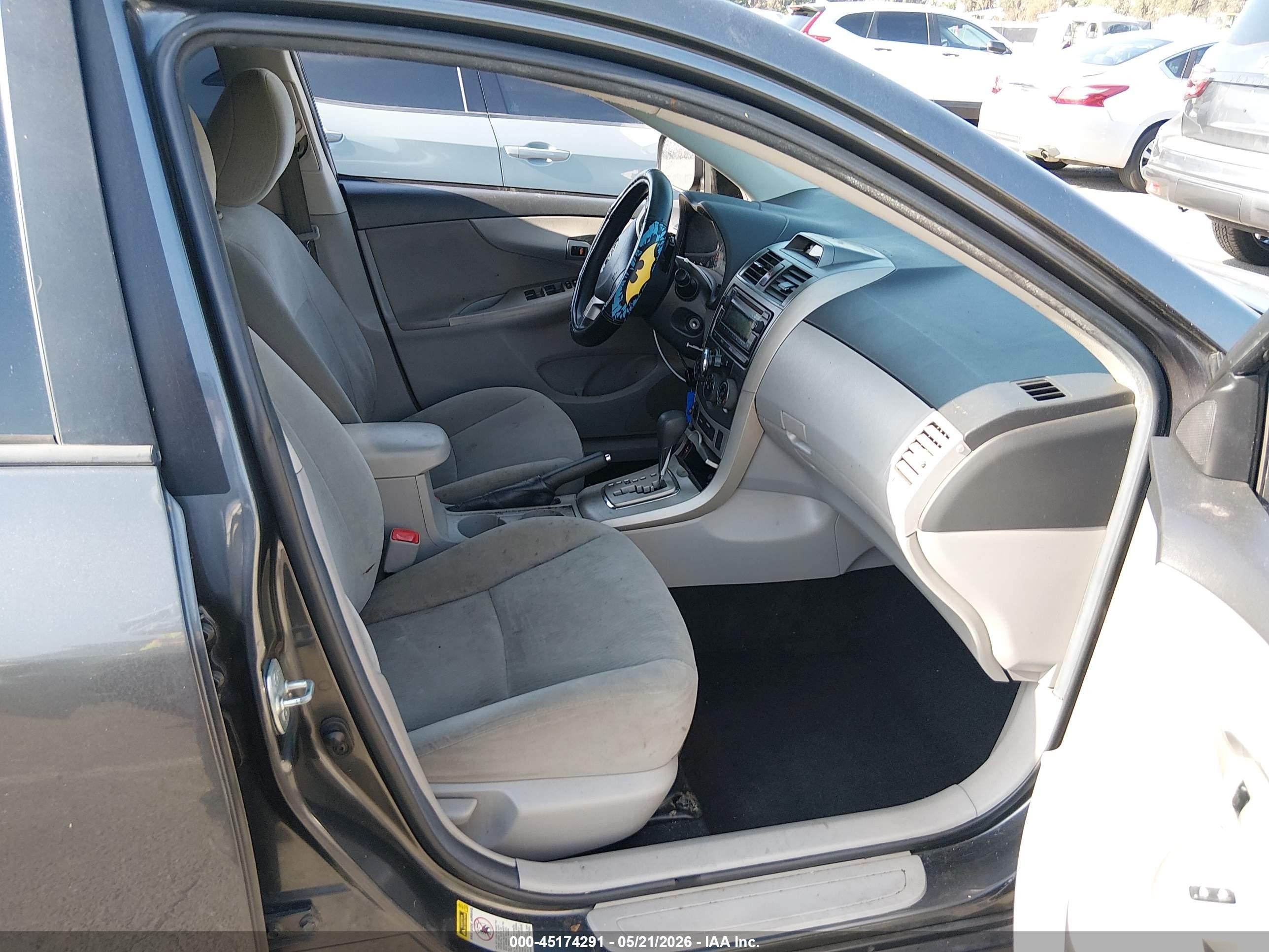 2012 Toyota Corolla Le Gray vin: 2T1BU4EE0CC891412
