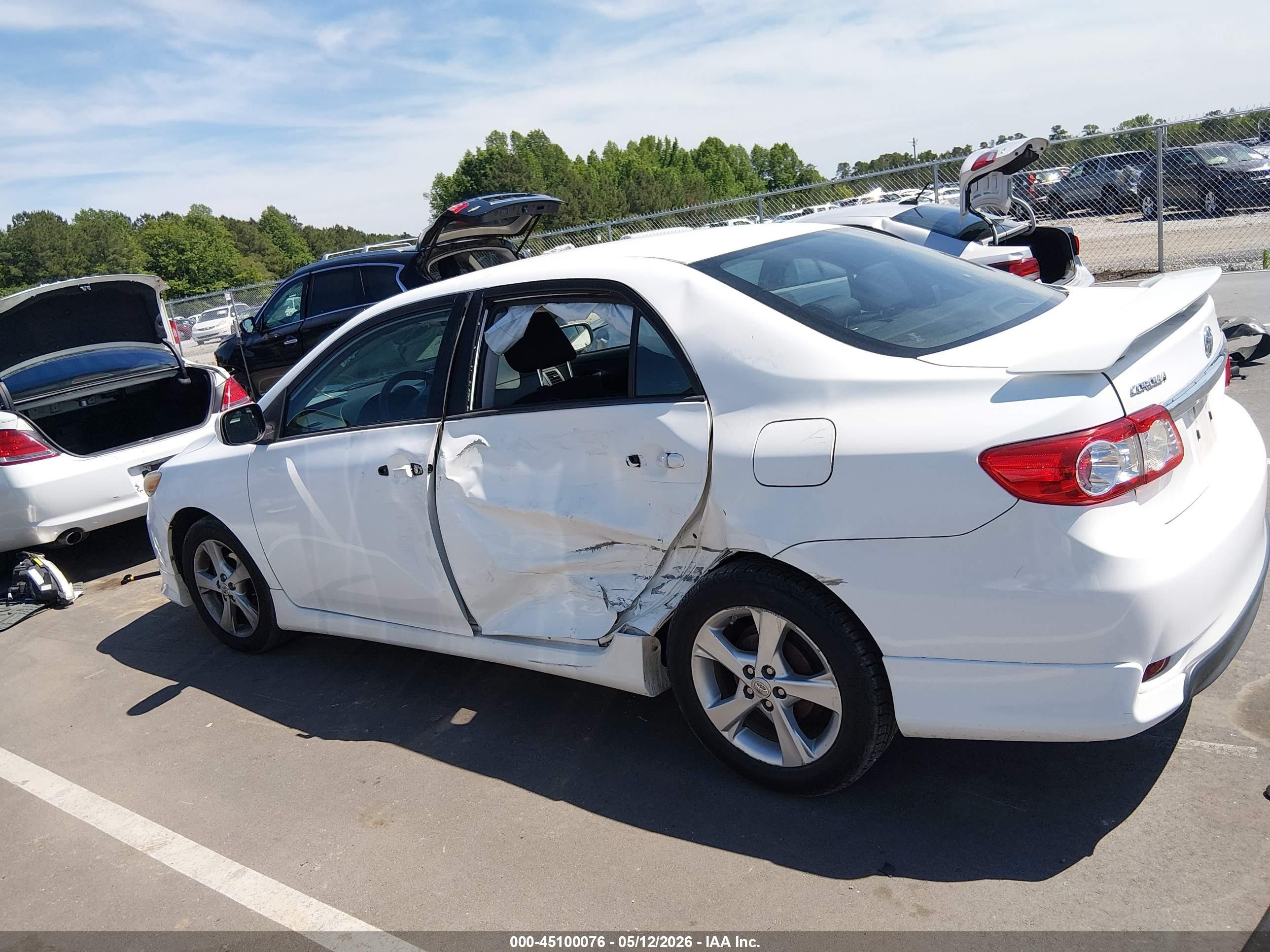 2012 Toyota Corolla S White vin: 2T1BU4EE0CC900545