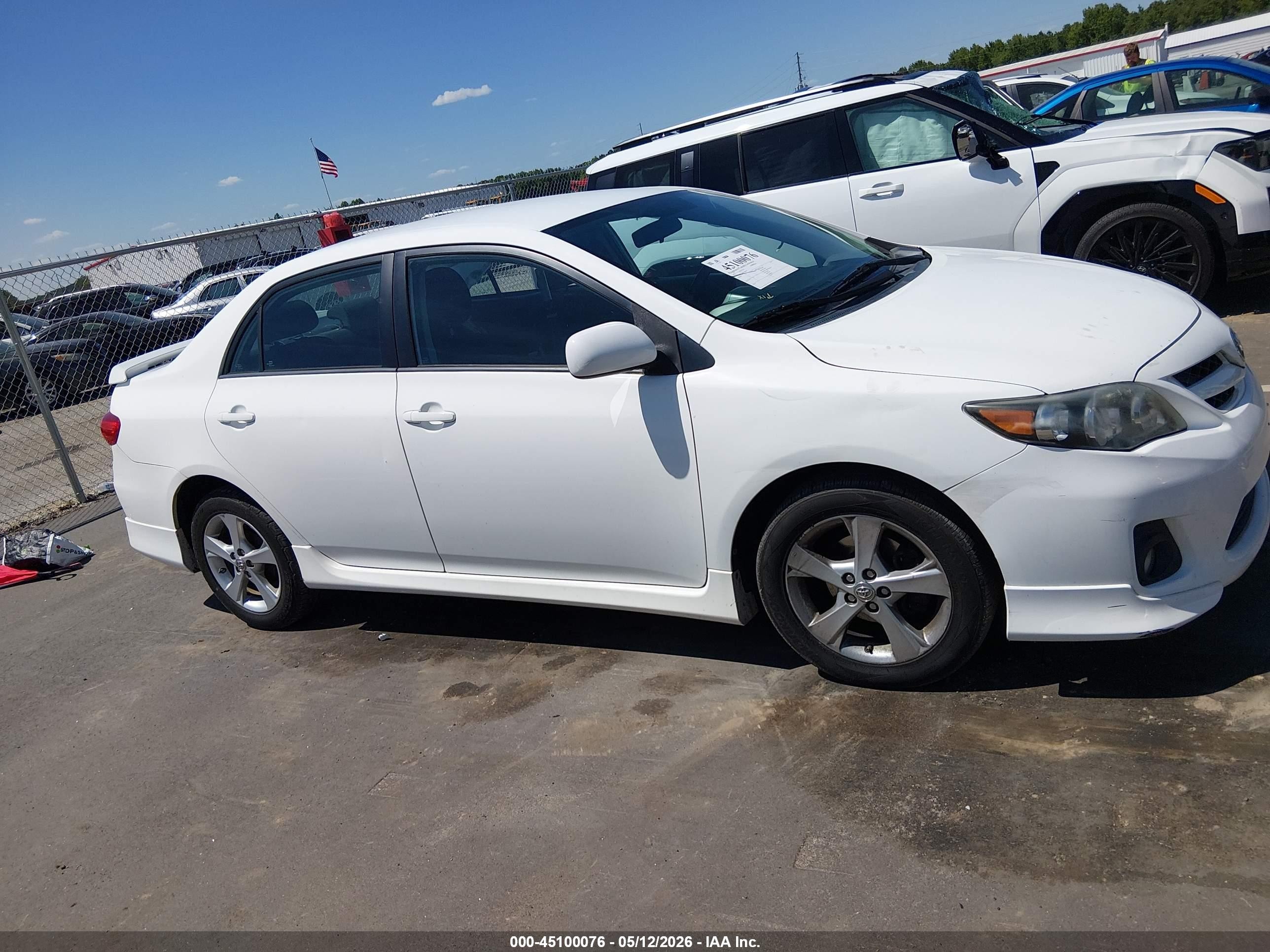 2012 Toyota Corolla S White vin: 2T1BU4EE0CC900545