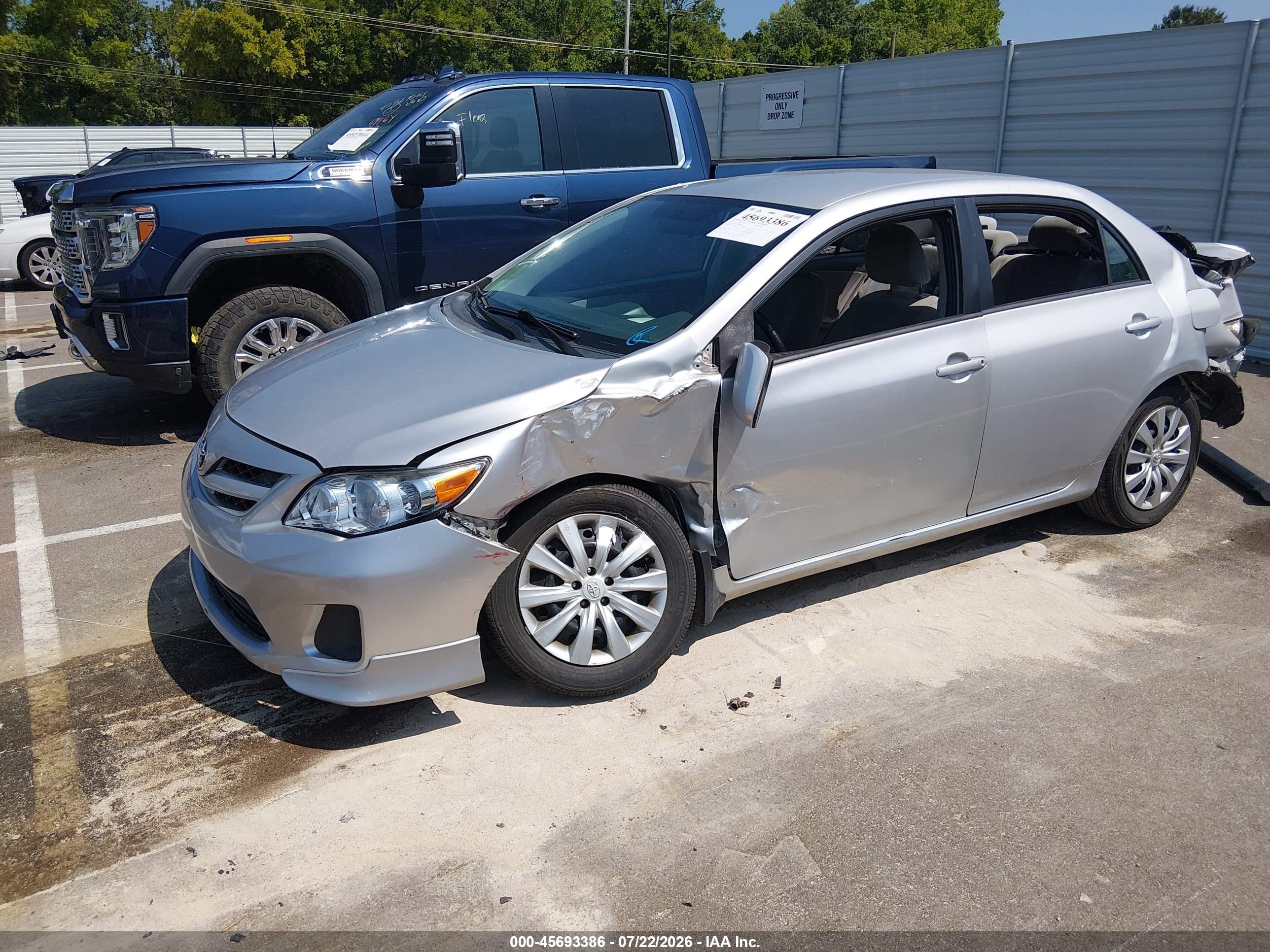 2012 Toyota Corolla Le Silver vin: 2T1BU4EE0CC903297