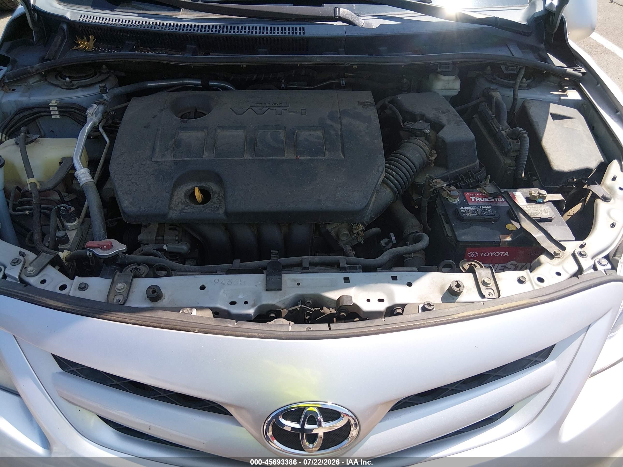 2012 Toyota Corolla Le Silver vin: 2T1BU4EE0CC903297