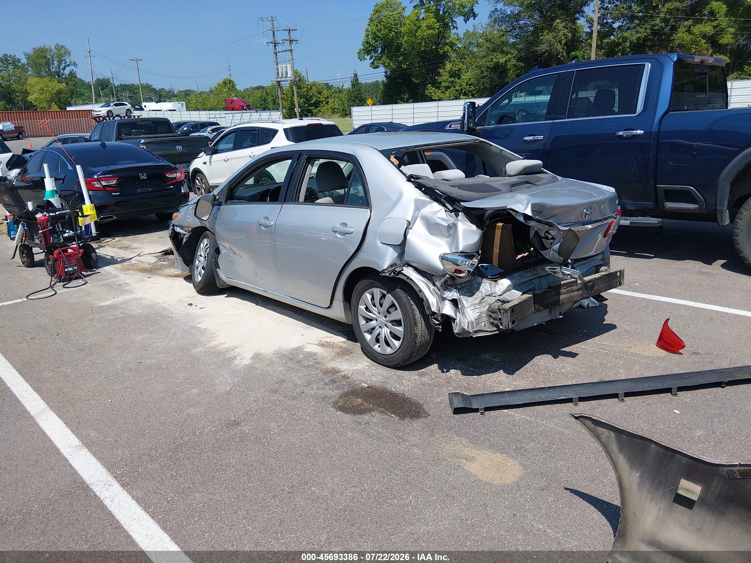 2012 Toyota Corolla Le Silver vin: 2T1BU4EE0CC903297