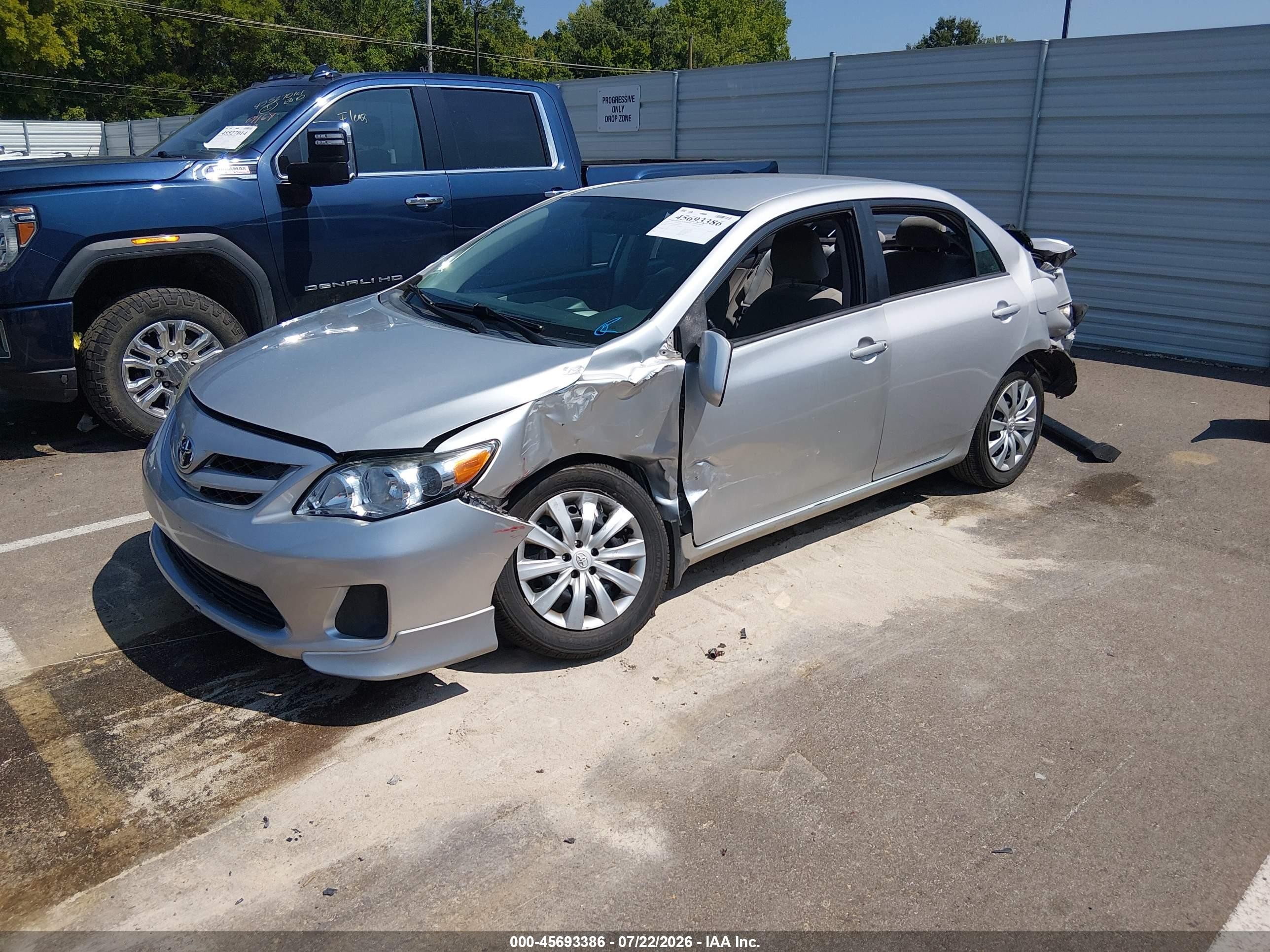 2012 Toyota Corolla Le Silver vin: 2T1BU4EE0CC903297