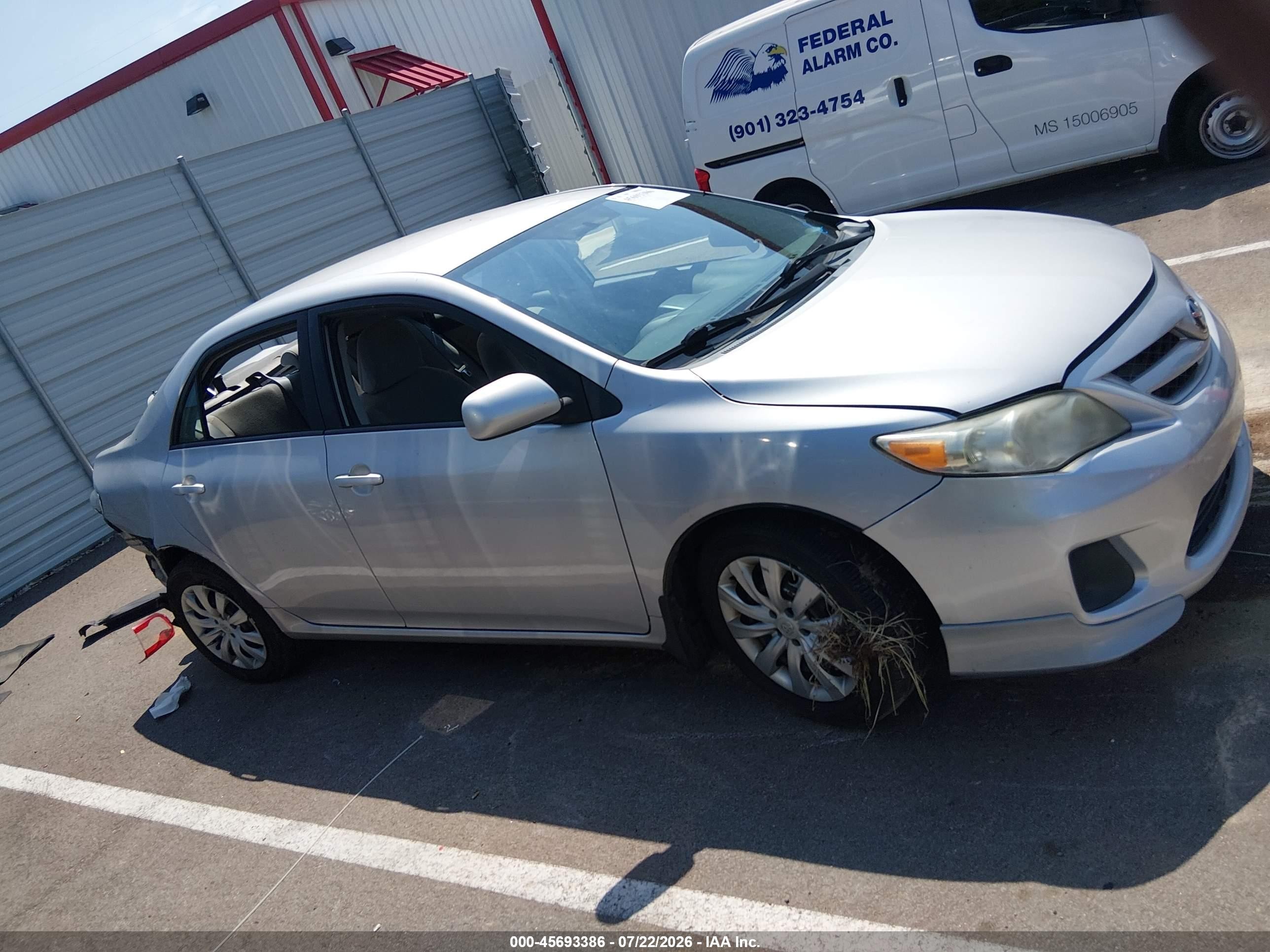 2012 Toyota Corolla Le Silver vin: 2T1BU4EE0CC903297