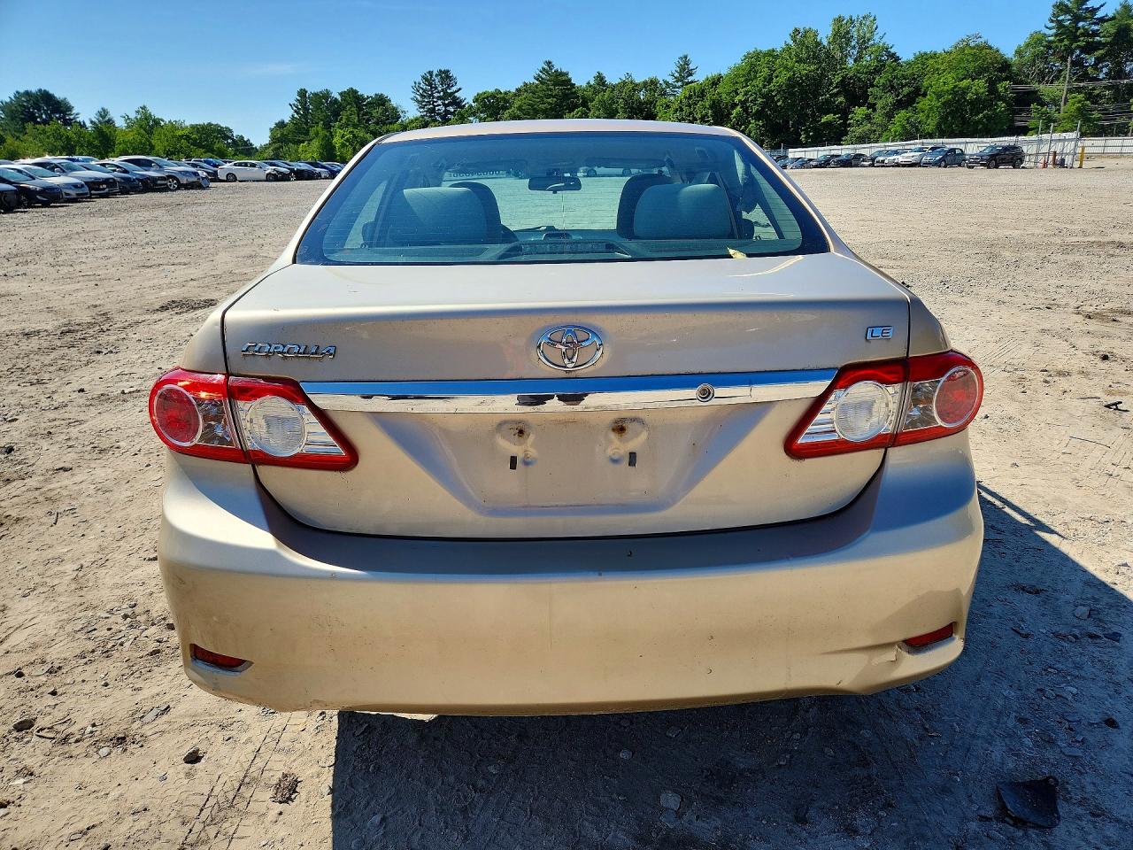 2013 Toyota Corolla Le Beige vin: 2T1BU4EE0DC027302