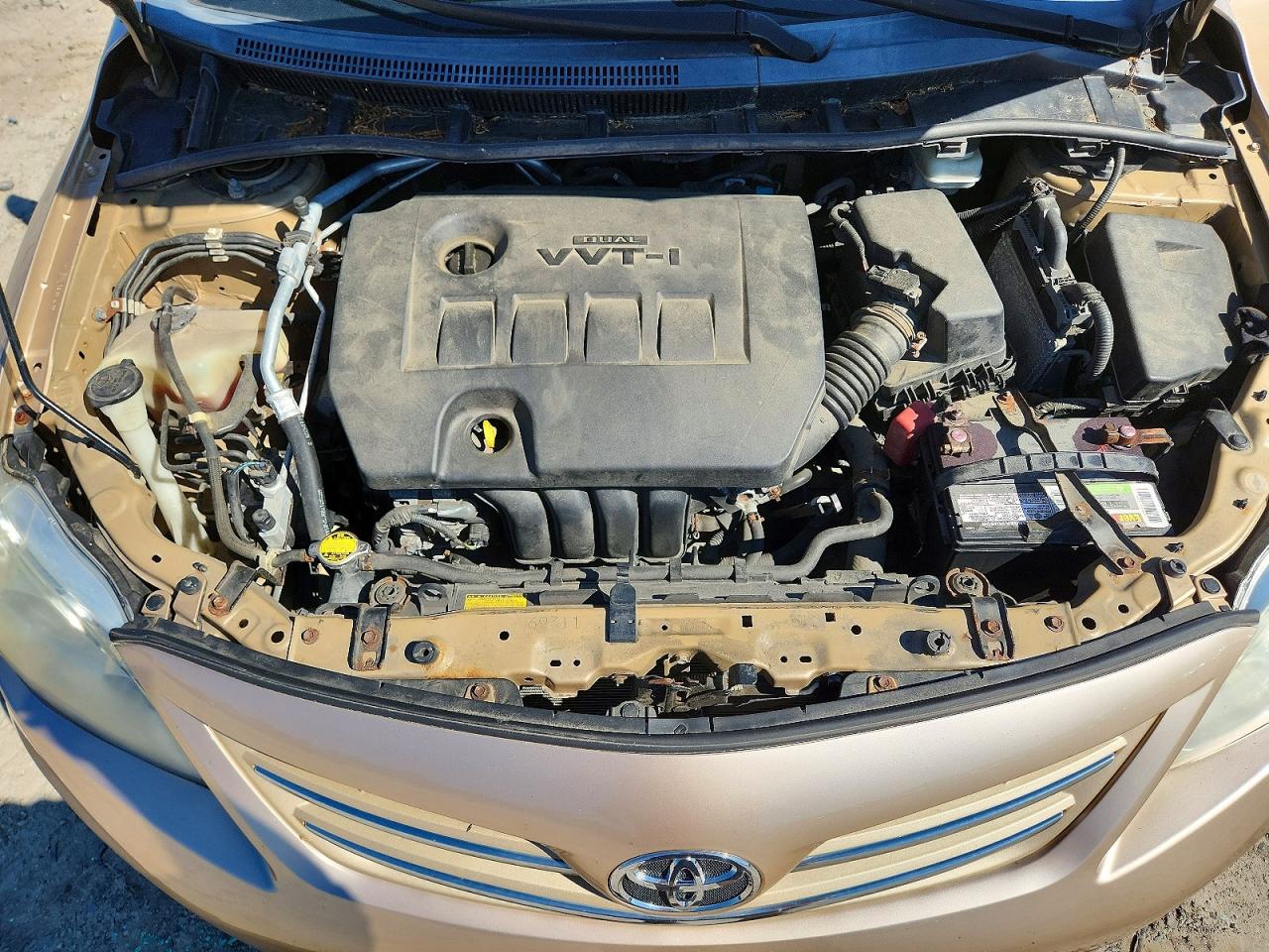 2013 Toyota Corolla Le Beige vin: 2T1BU4EE0DC027302