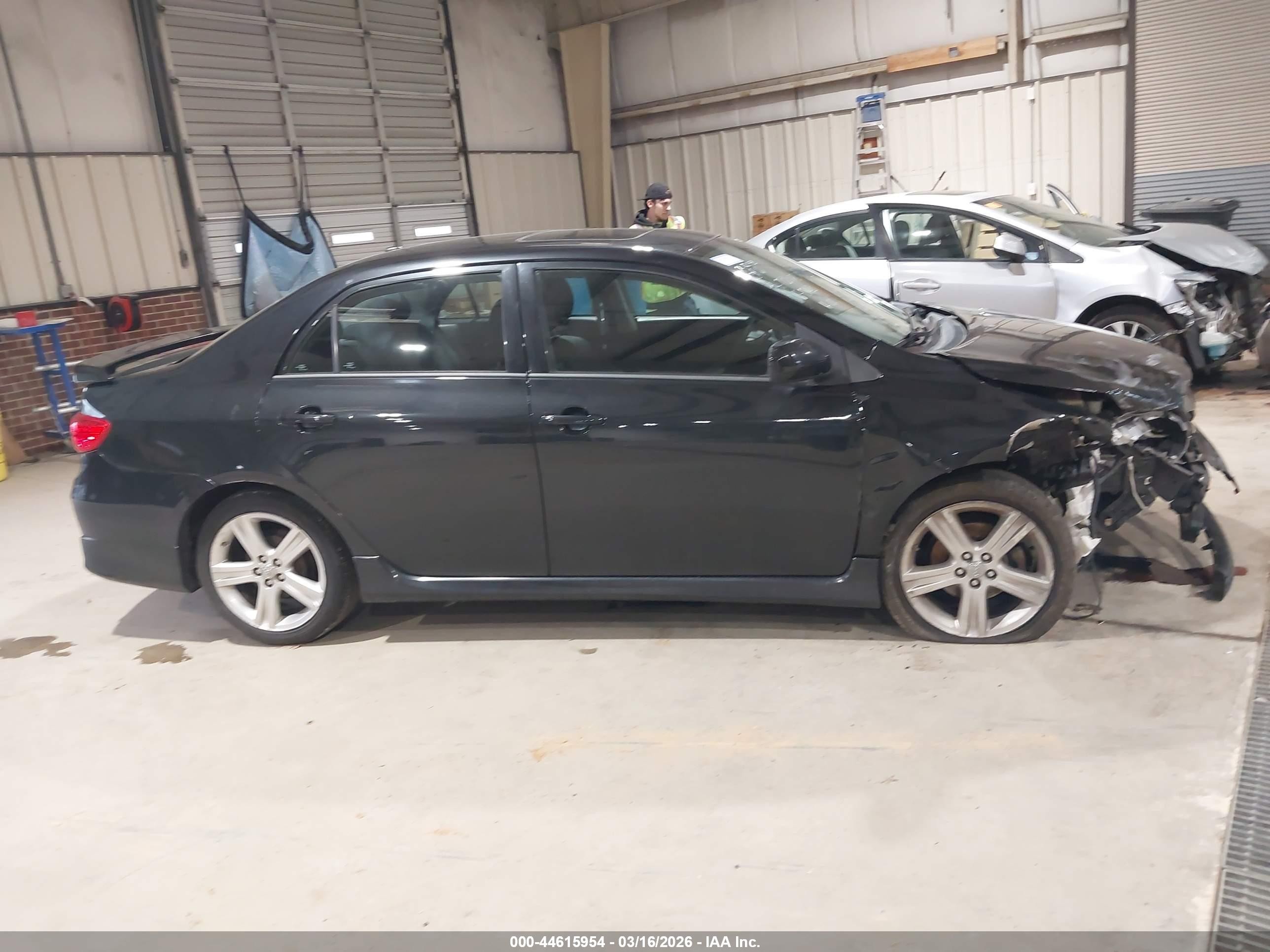 2013 Toyota Corolla S Black vin: 2T1BU4EE0DC028403