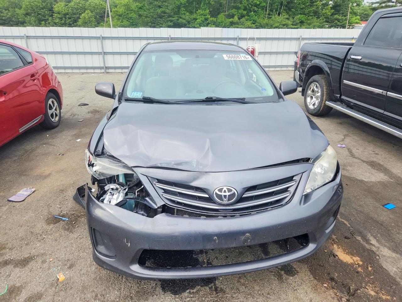 2013 Toyota Corolla Le Gray vin: 2T1BU4EE0DC039577