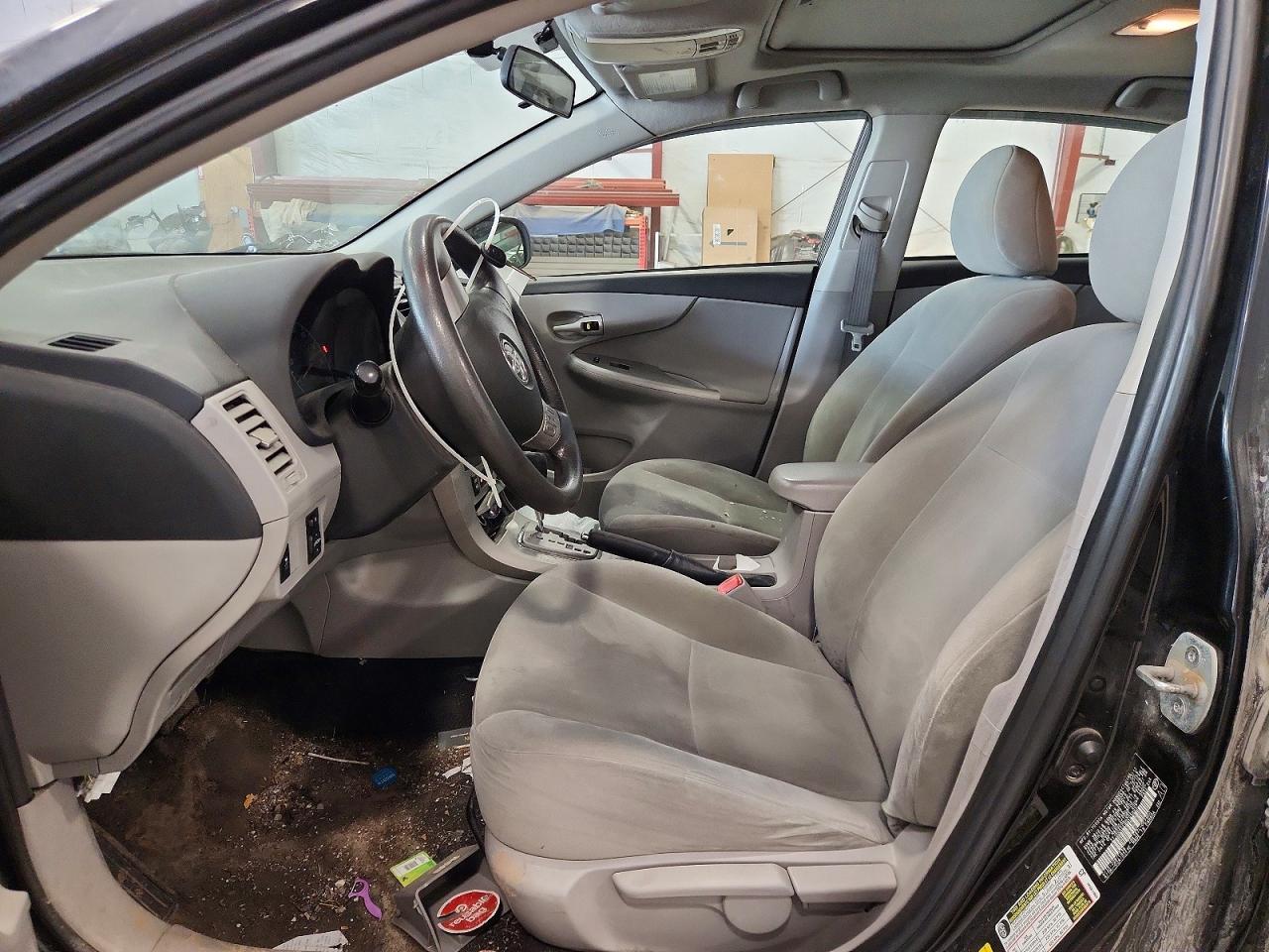 2013 Toyota Corolla Le Black vin: 2T1BU4EE0DC048957