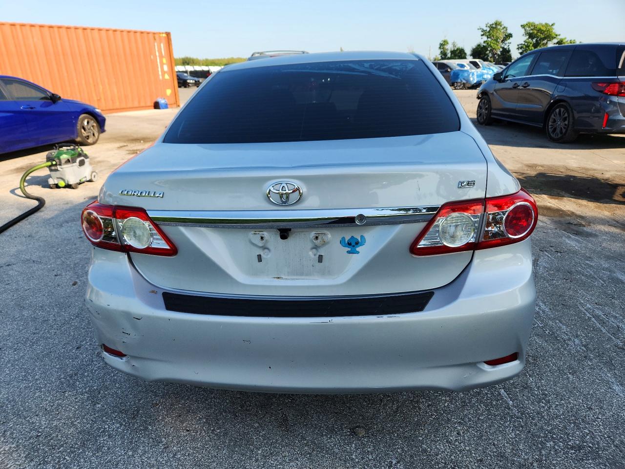 2013 Toyota Corolla Le Silver vin: 2T1BU4EE0DC049316