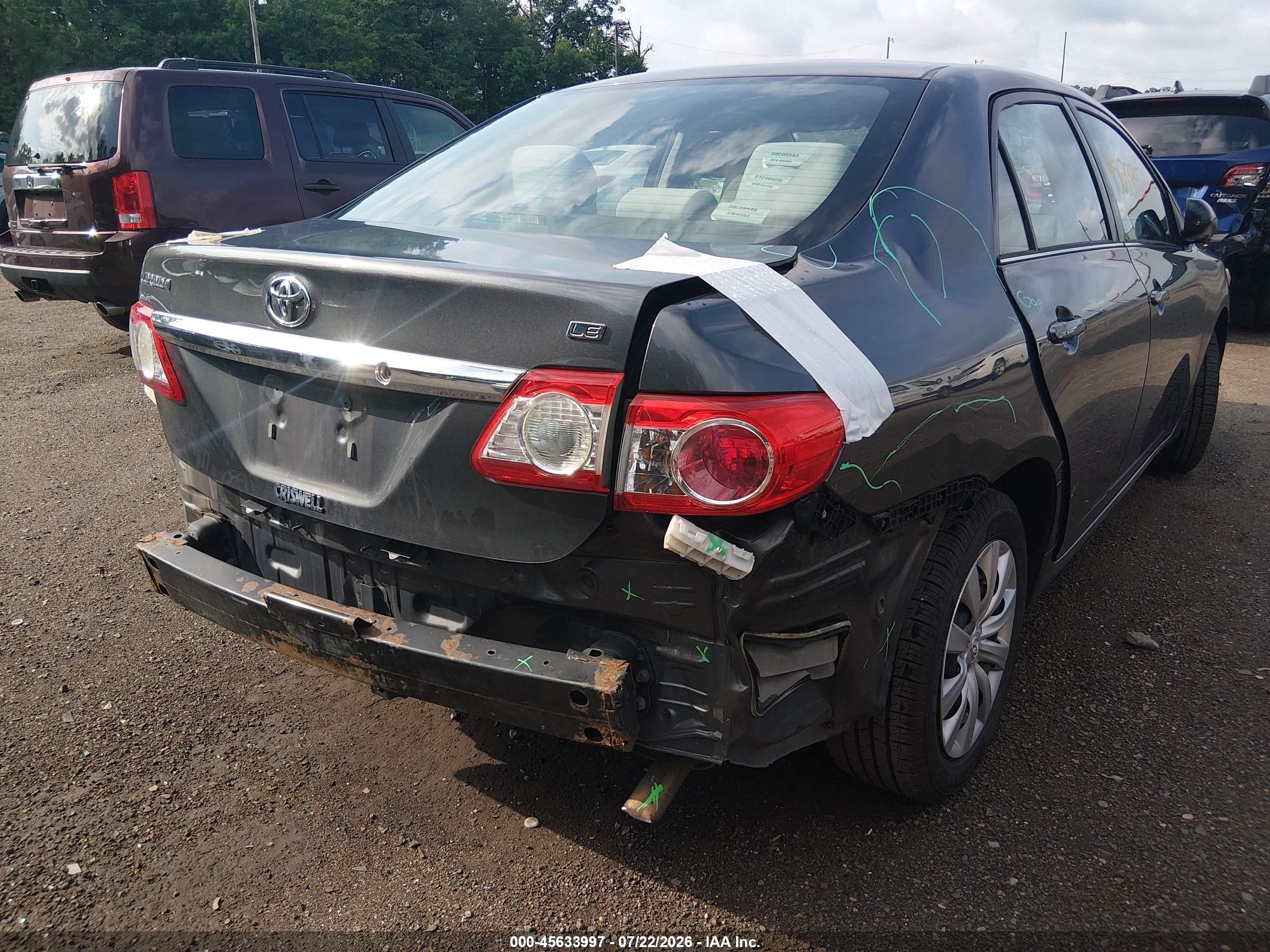 2013 Toyota Corolla Le Gray vin: 2T1BU4EE0DC063443