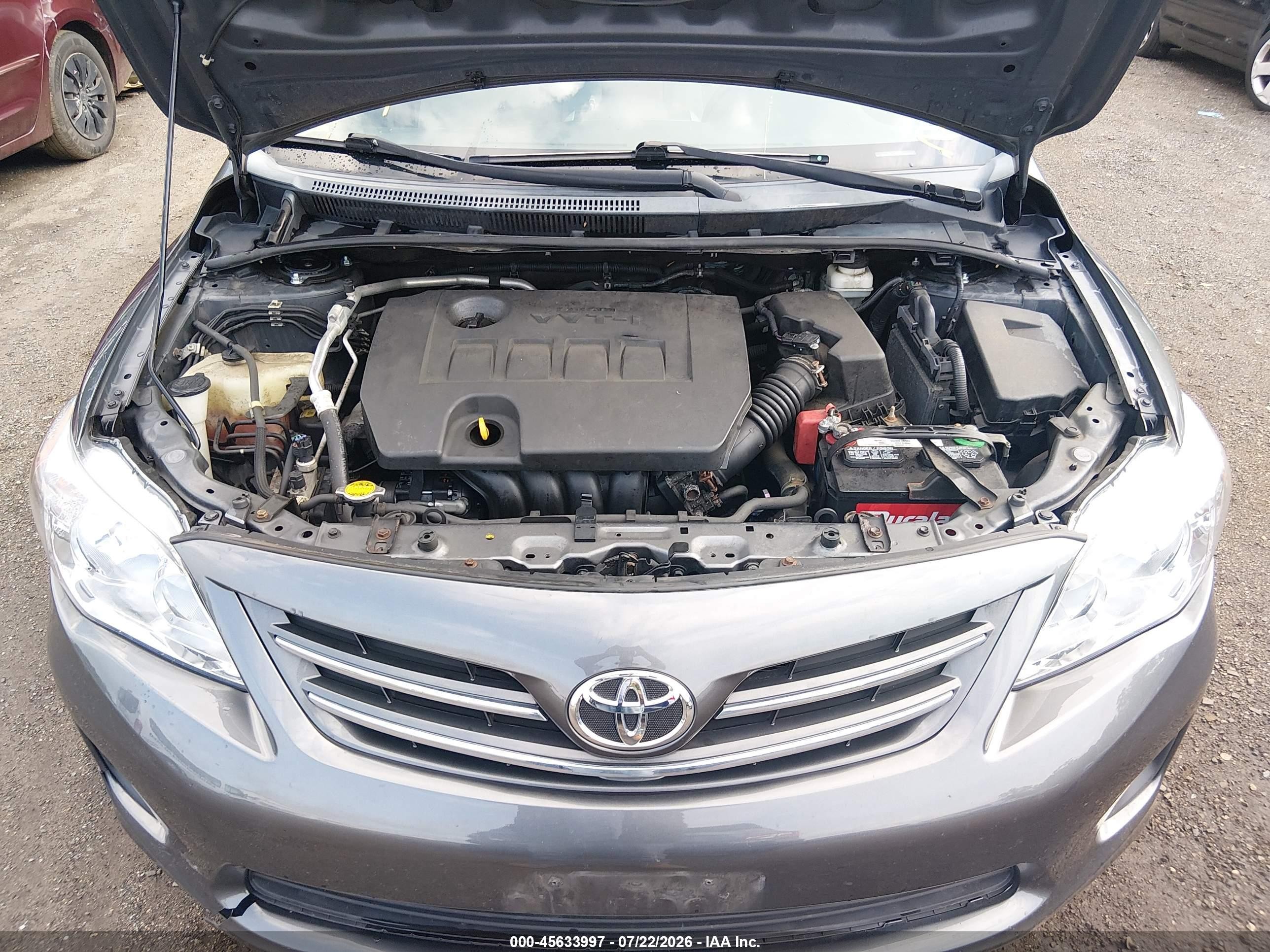 2013 Toyota Corolla Le Gray vin: 2T1BU4EE0DC063443