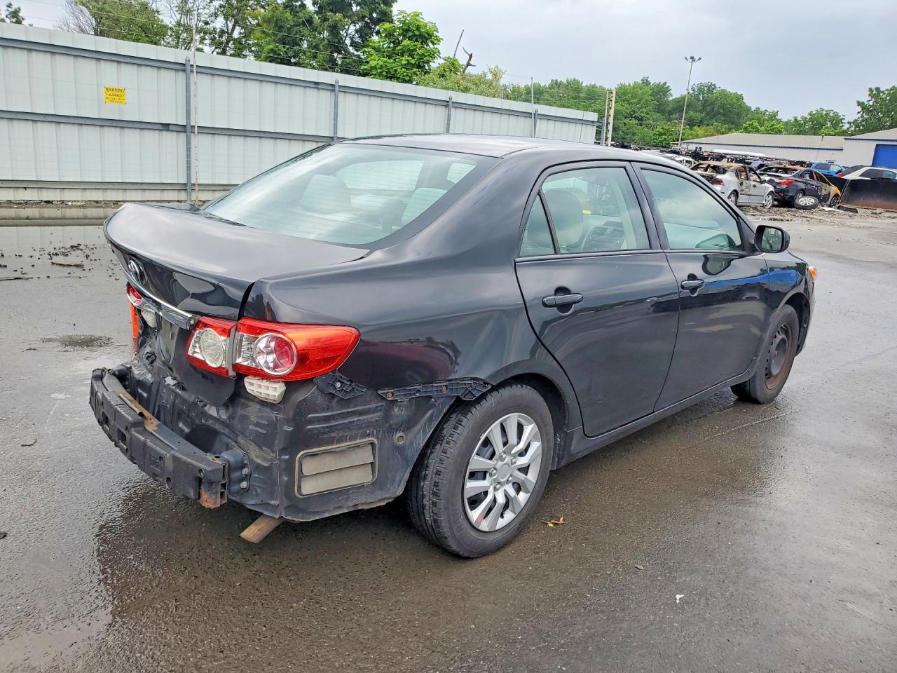 2013 Toyota Corolla L Черный vin: 2T1BU4EE0DC067671