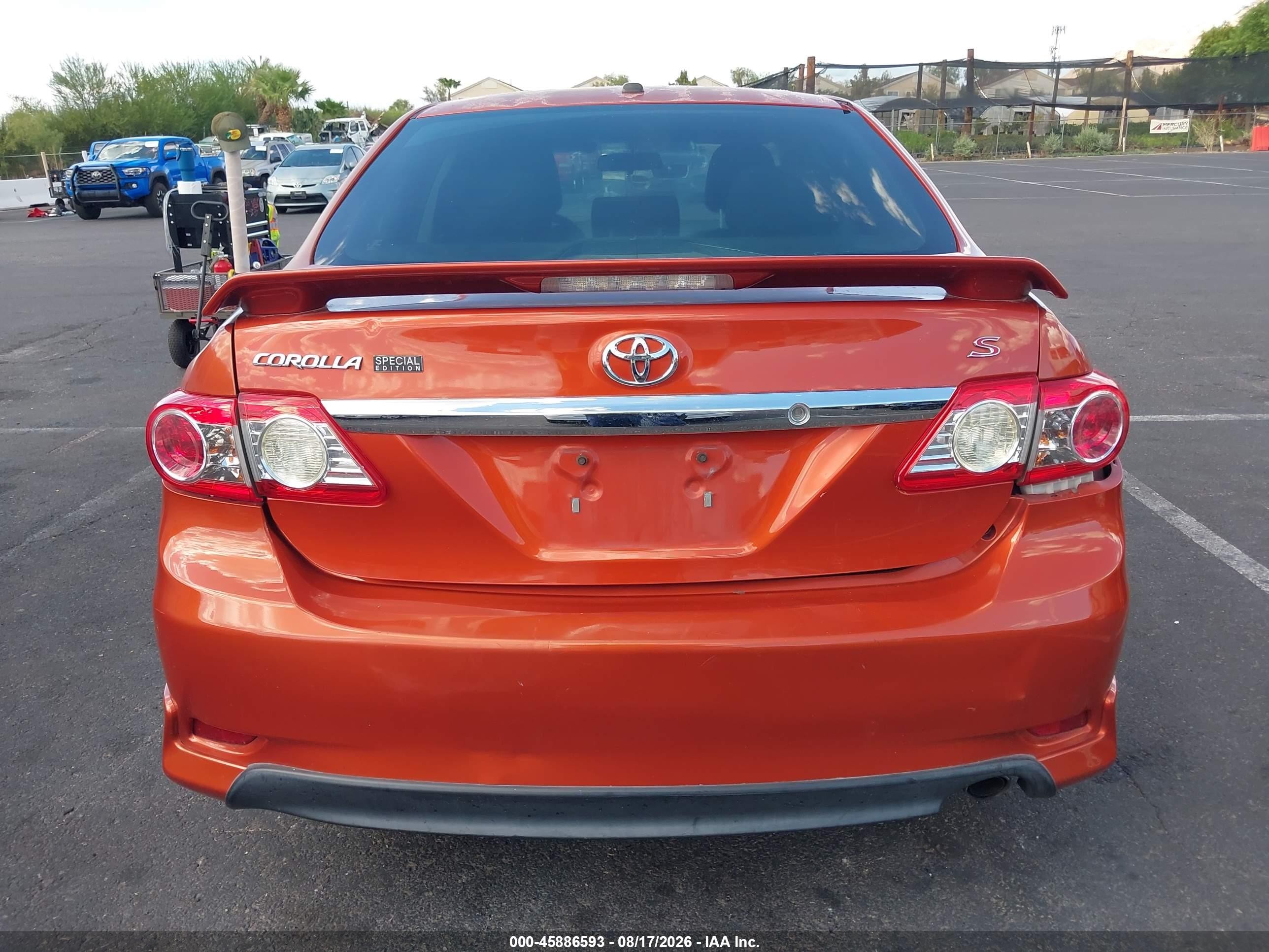 2013 Toyota Corolla S Special Edition Orange vin: 2T1BU4EE0DC085149