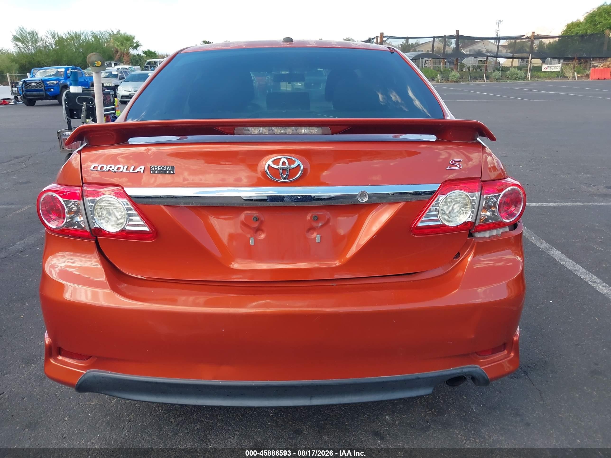 2013 Toyota Corolla S Special Edition Orange vin: 2T1BU4EE0DC085149