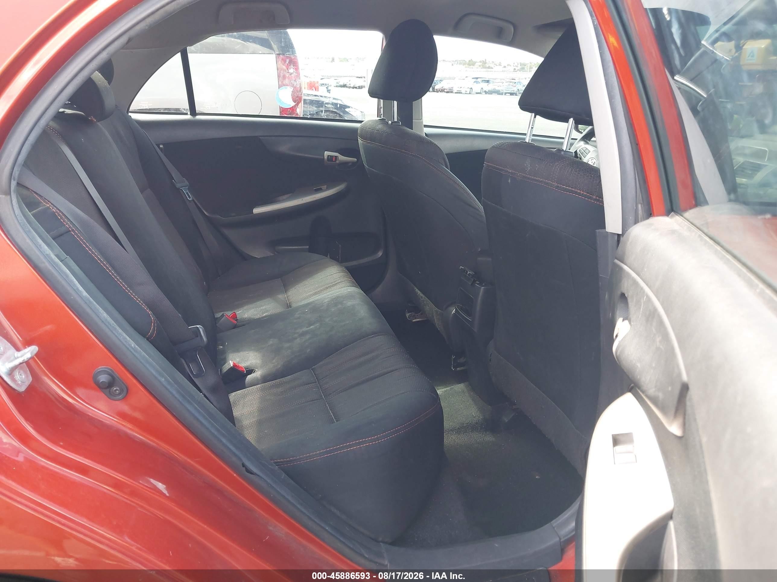 2013 Toyota Corolla S Special Edition Orange vin: 2T1BU4EE0DC085149