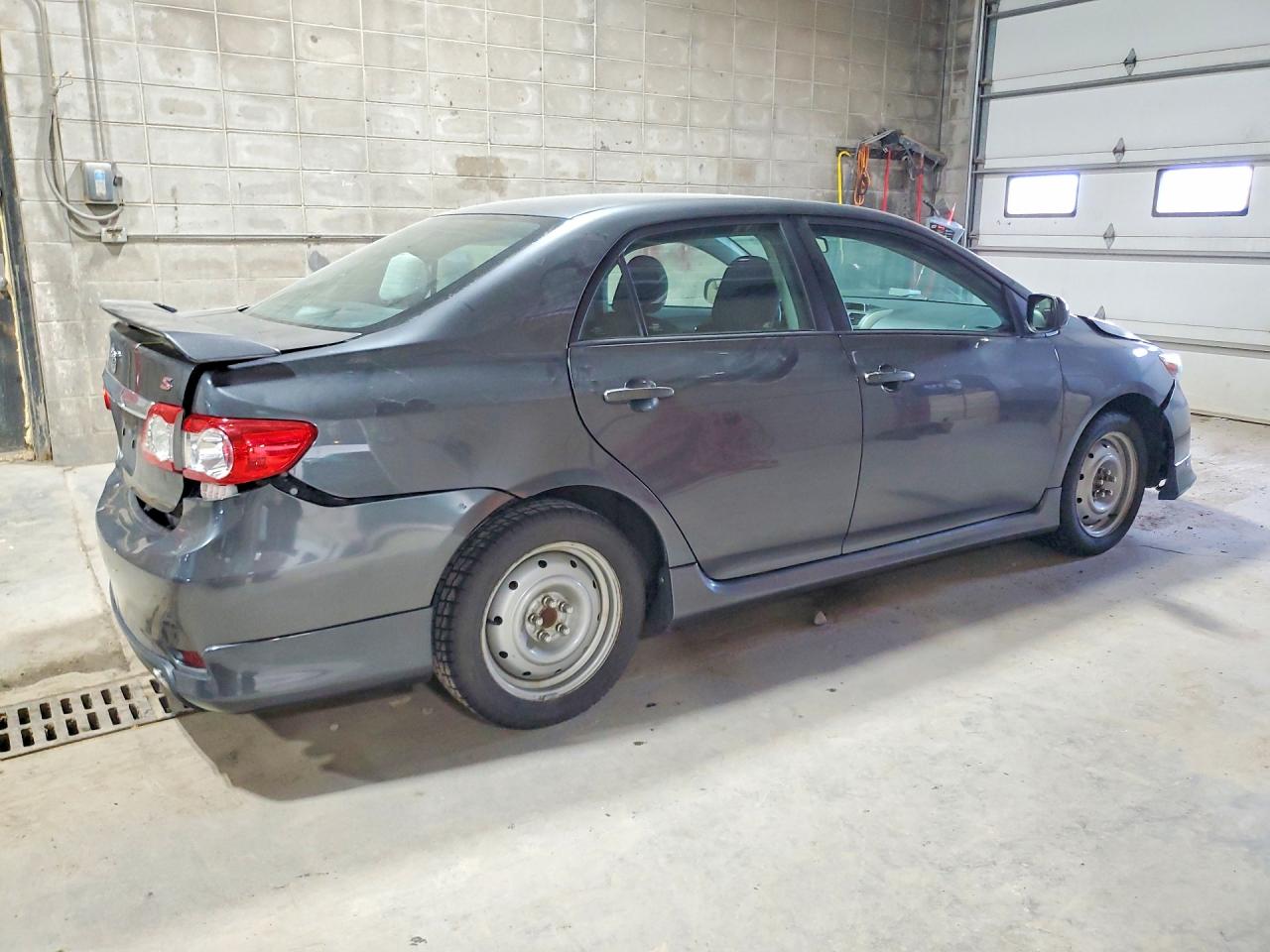 2013 Toyota Corolla S Gray vin: 2T1BU4EE0DC086771
