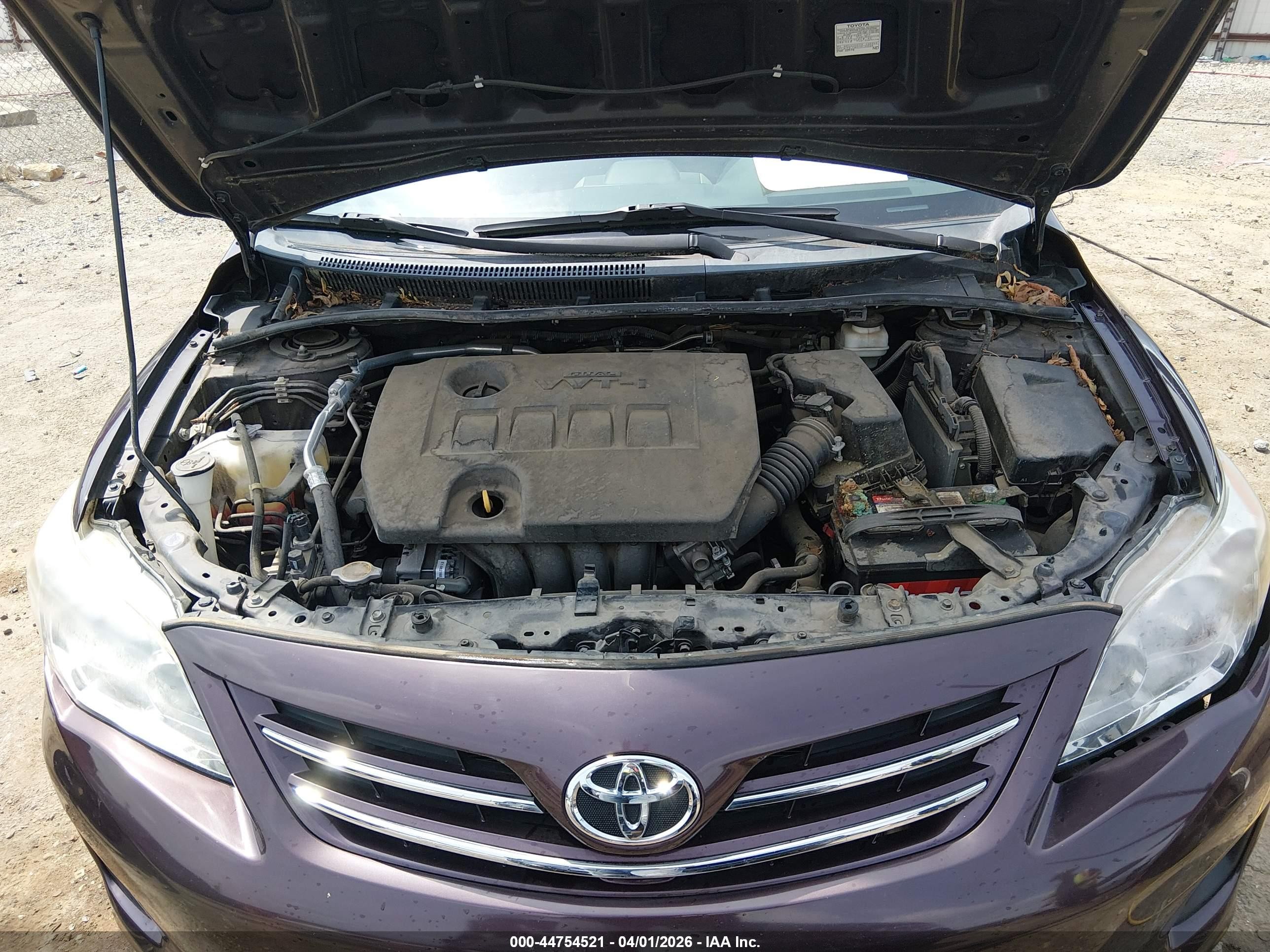2013 Toyota Corolla Le Special Edition Maroon vin: 2T1BU4EE0DC088505