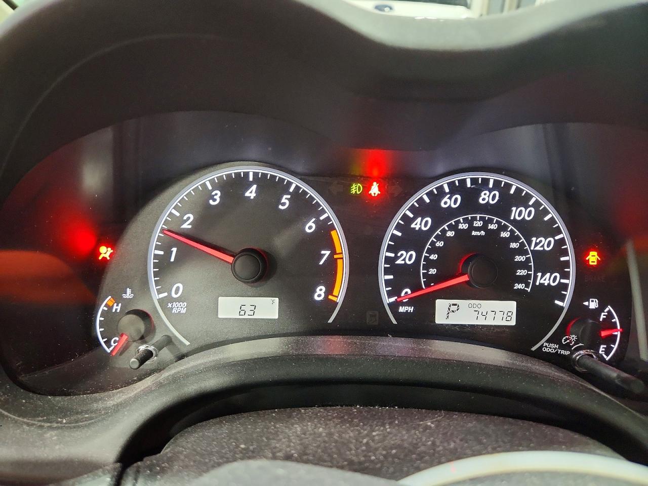 2013 Toyota Corolla Le Blue vin: 2T1BU4EE0DC118053