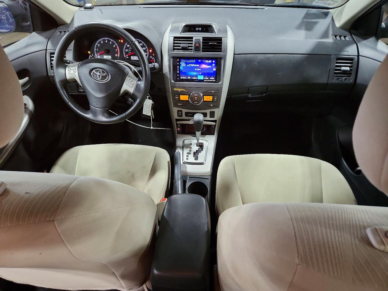 2013 Toyota Corolla Le Blue vin: 2T1BU4EE0DC118053
