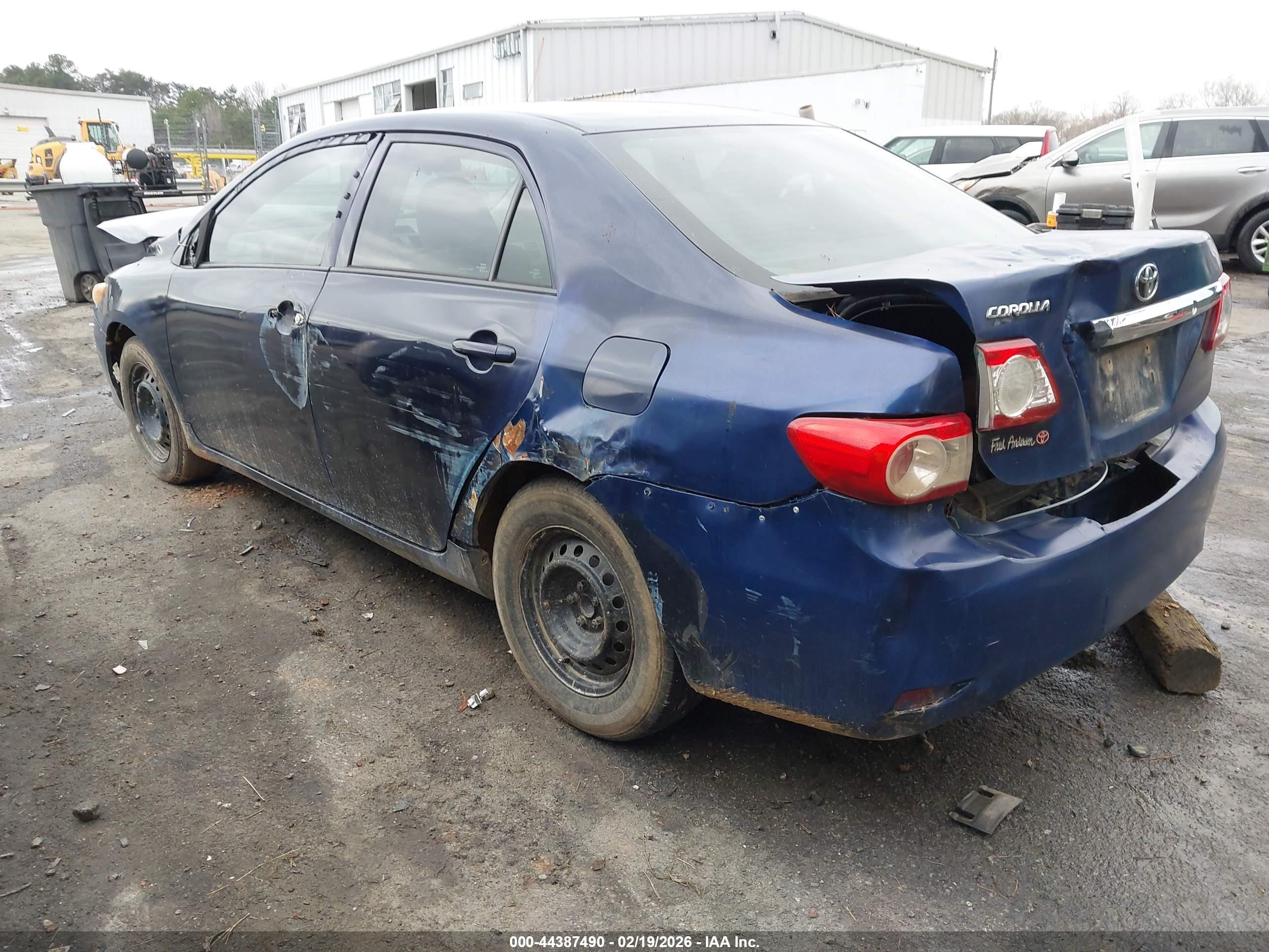 2013 Toyota Corolla L Синий vin: 2T1BU4EE0DC118165