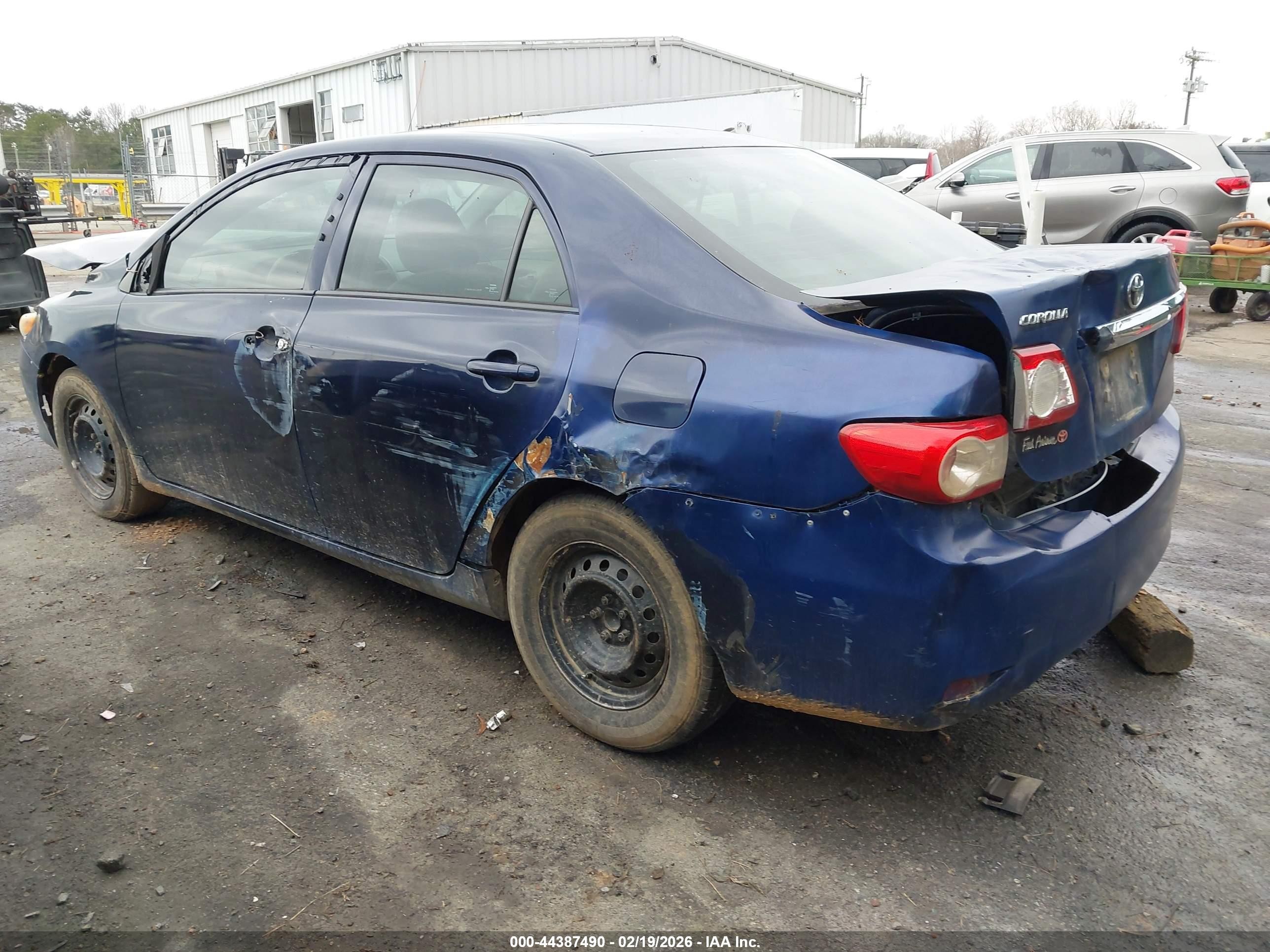 2013 Toyota Corolla L Синий vin: 2T1BU4EE0DC118165