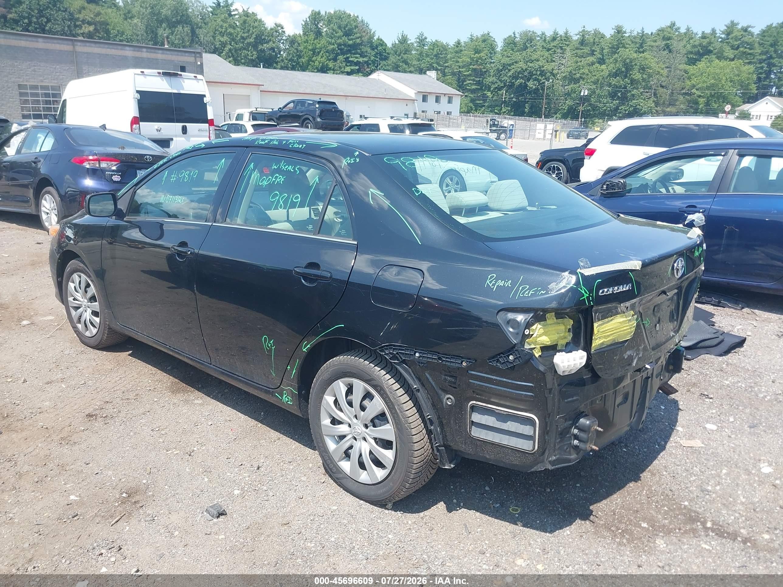 2013 Toyota Corolla Le Black vin: 2T1BU4EE0DC124371