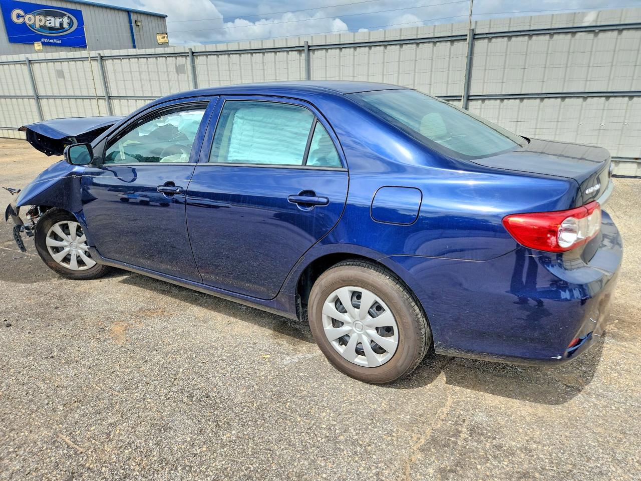 2013 Toyota Corolla L Blue vin: 2T1BU4EE0DC125617