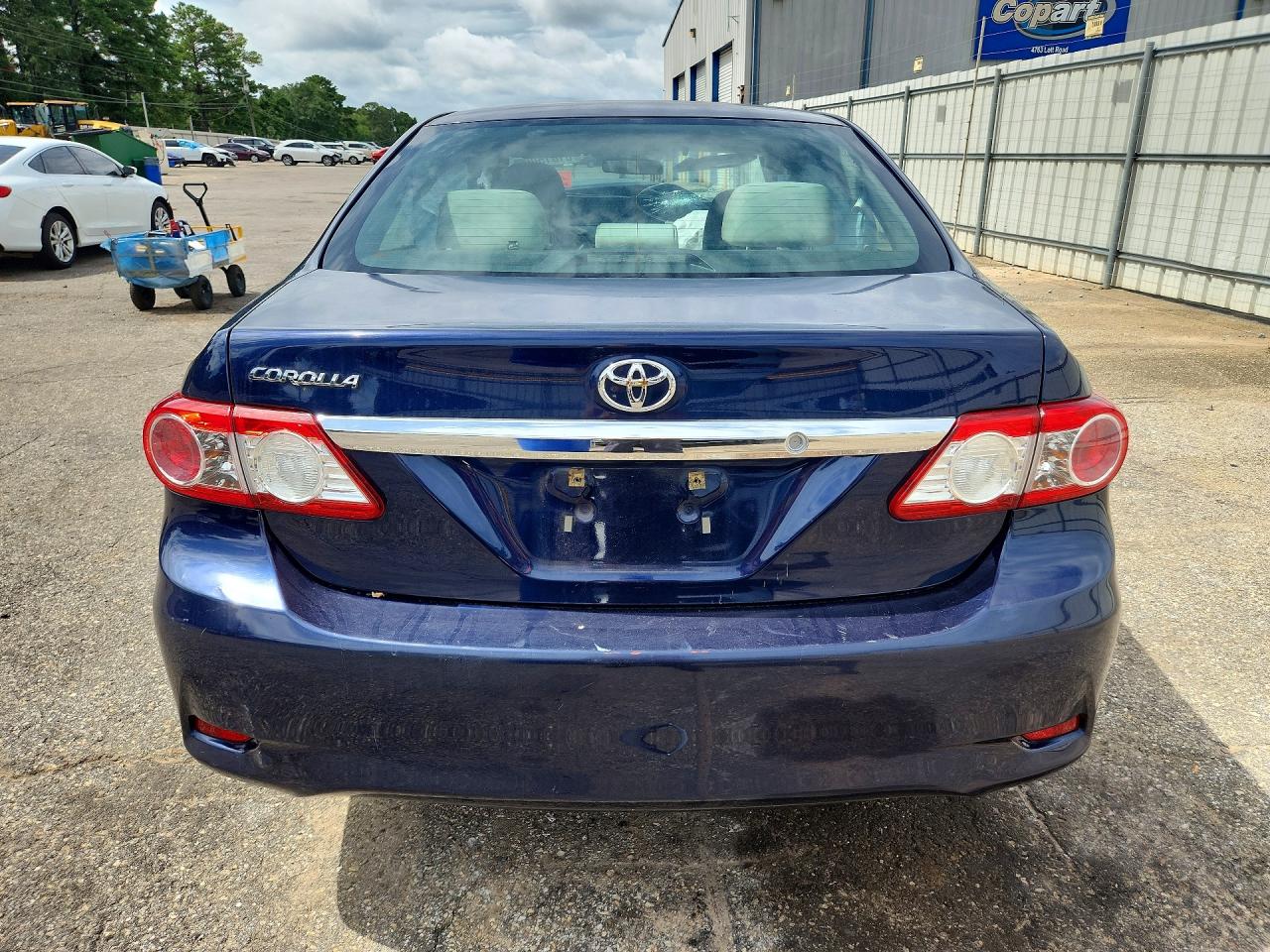 2013 Toyota Corolla L Blue vin: 2T1BU4EE0DC125617
