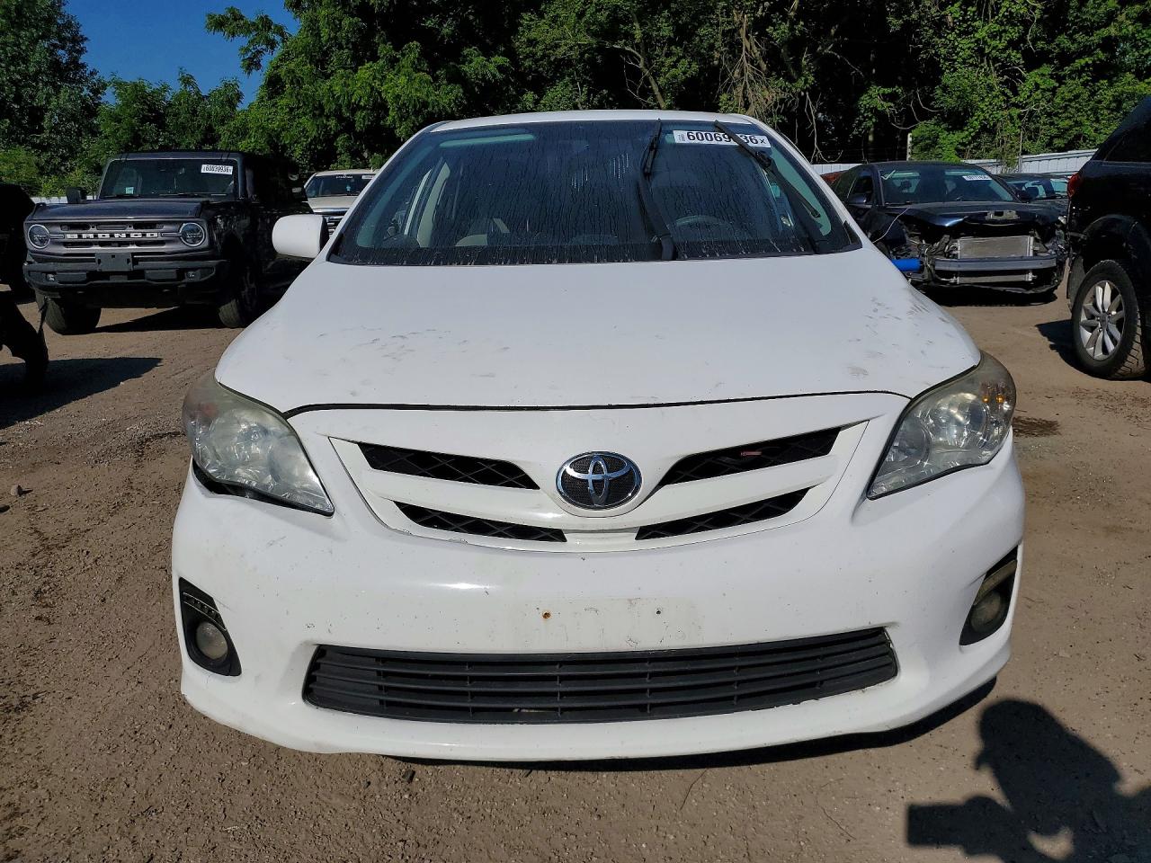 2013 Toyota Corolla L White vin: 2T1BU4EE0DC932333
