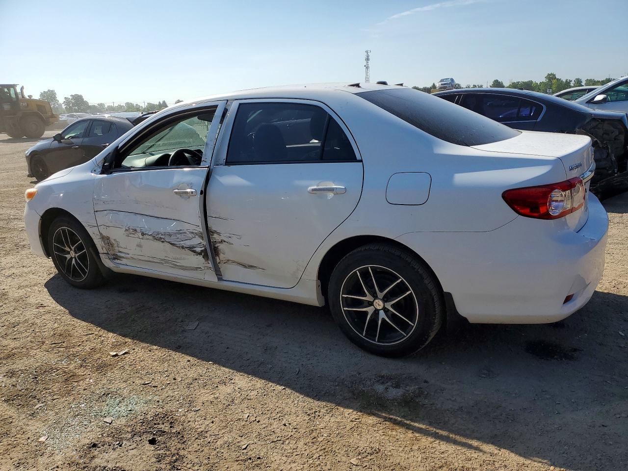 2013 Toyota Corolla L White vin: 2T1BU4EE0DC932333