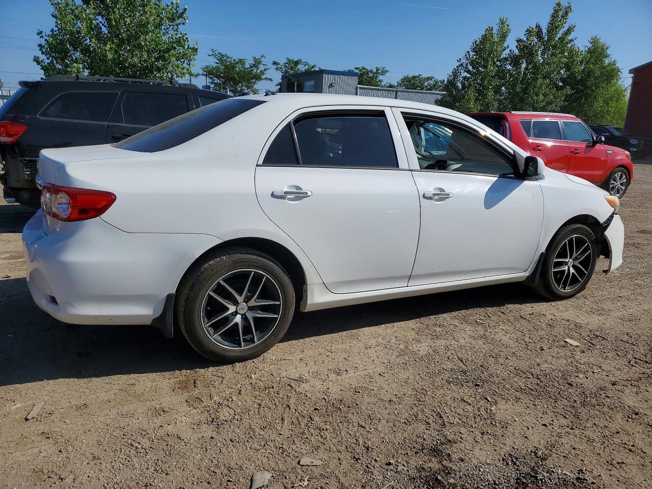 2013 Toyota Corolla L White vin: 2T1BU4EE0DC932333