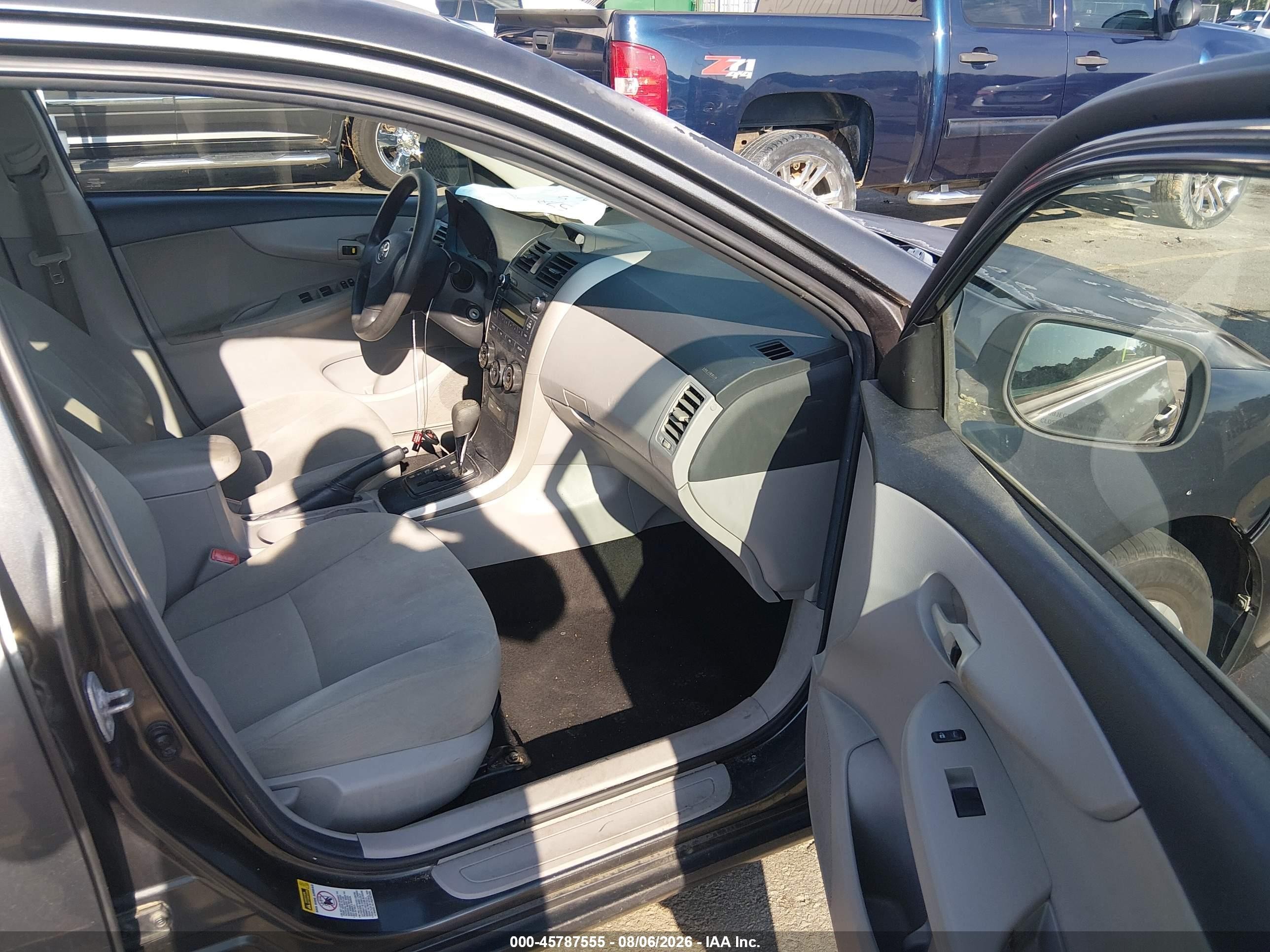2013 Toyota Corolla L Gray vin: 2T1BU4EE0DC944062