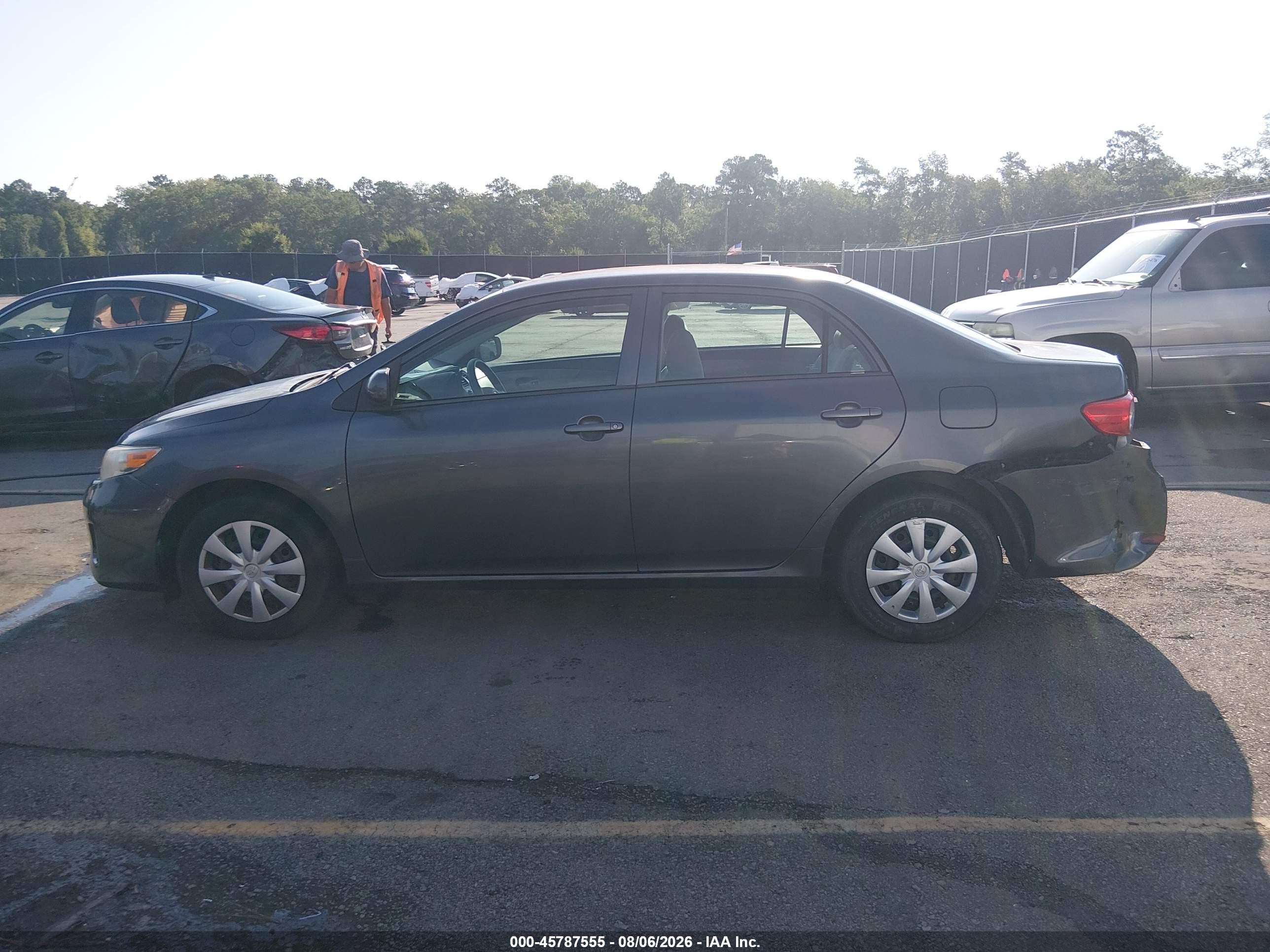 2013 Toyota Corolla L Gray vin: 2T1BU4EE0DC944062