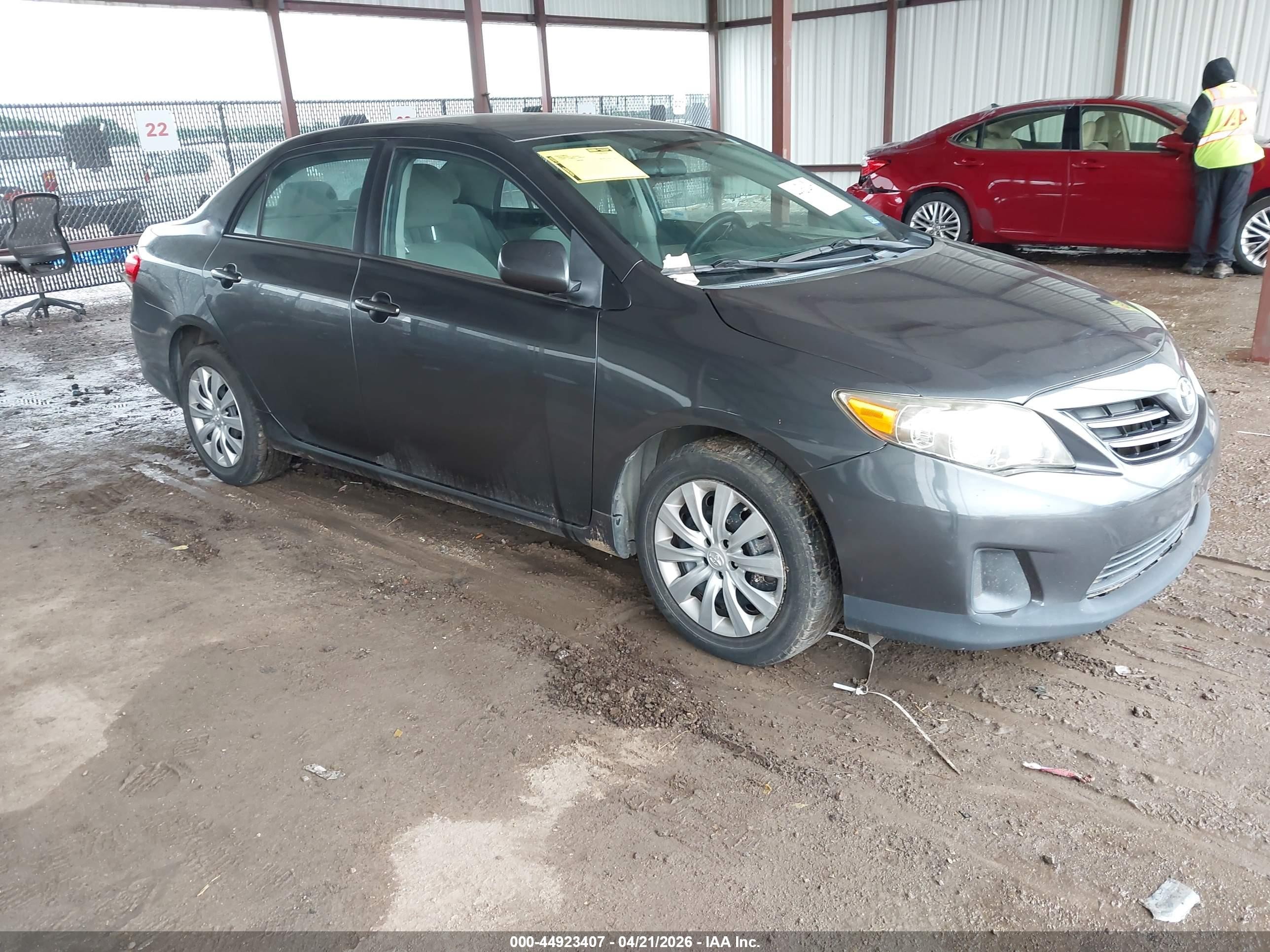 2013 Toyota Corolla Le Gray vin: 2T1BU4EE0DC964800