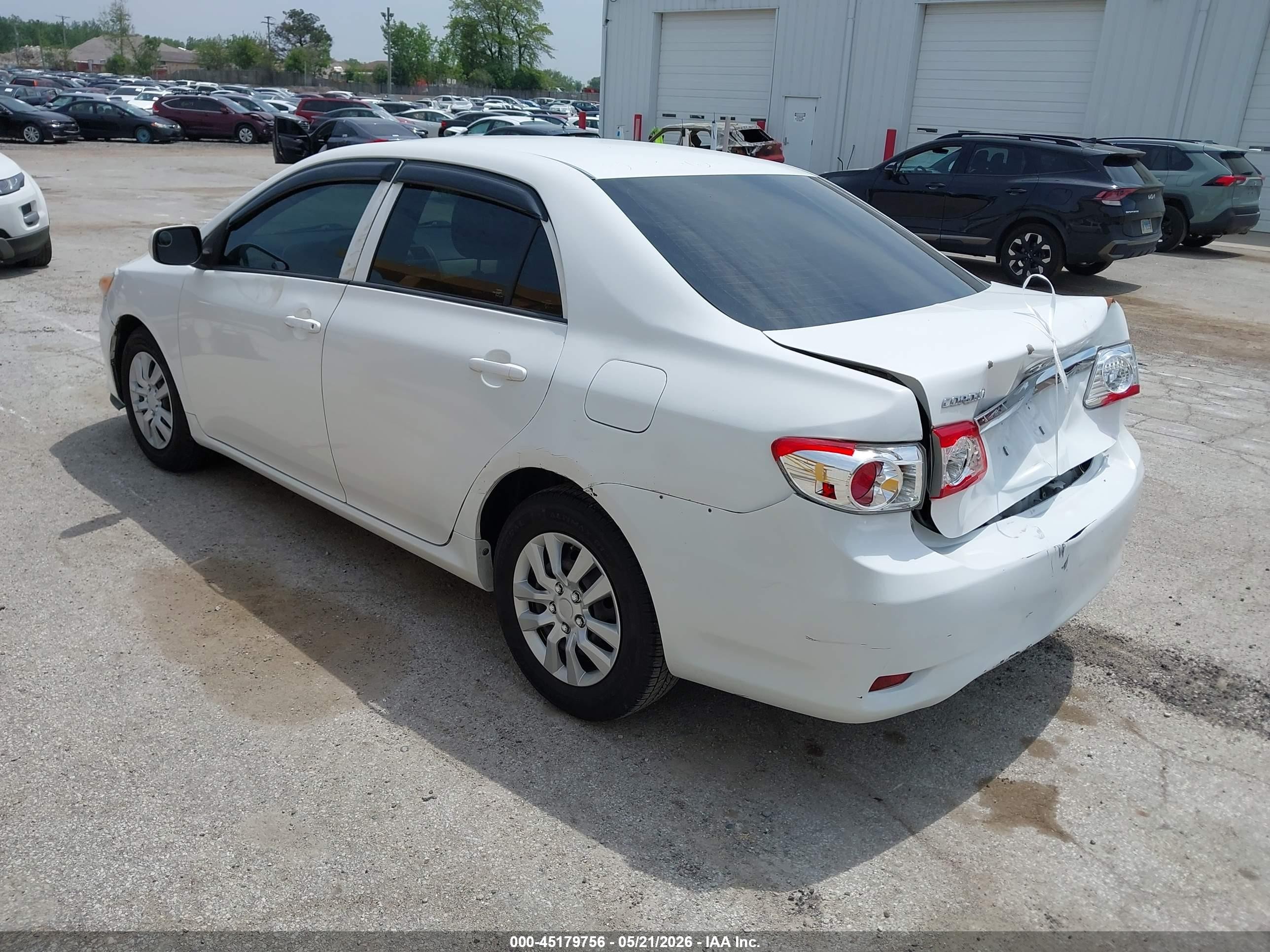2013 Toyota Corolla L White vin: 2T1BU4EE0DC964957