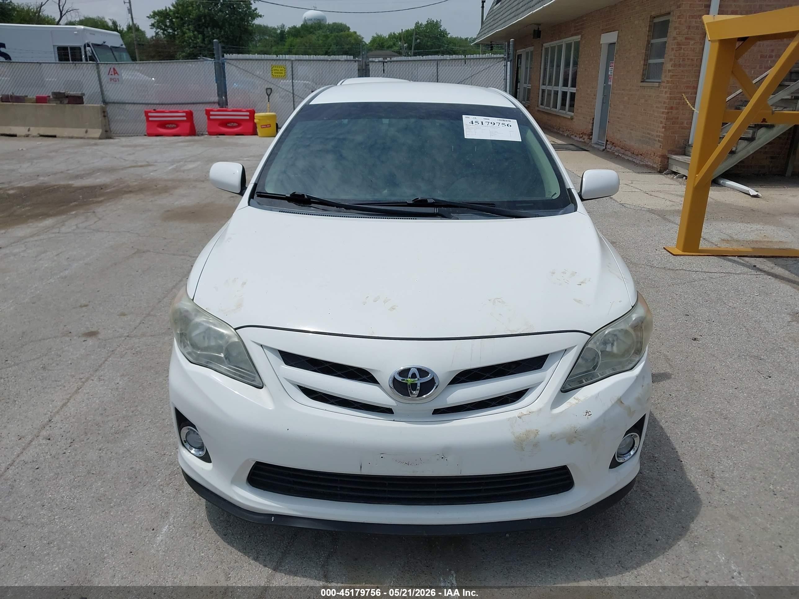 2013 Toyota Corolla L White vin: 2T1BU4EE0DC964957