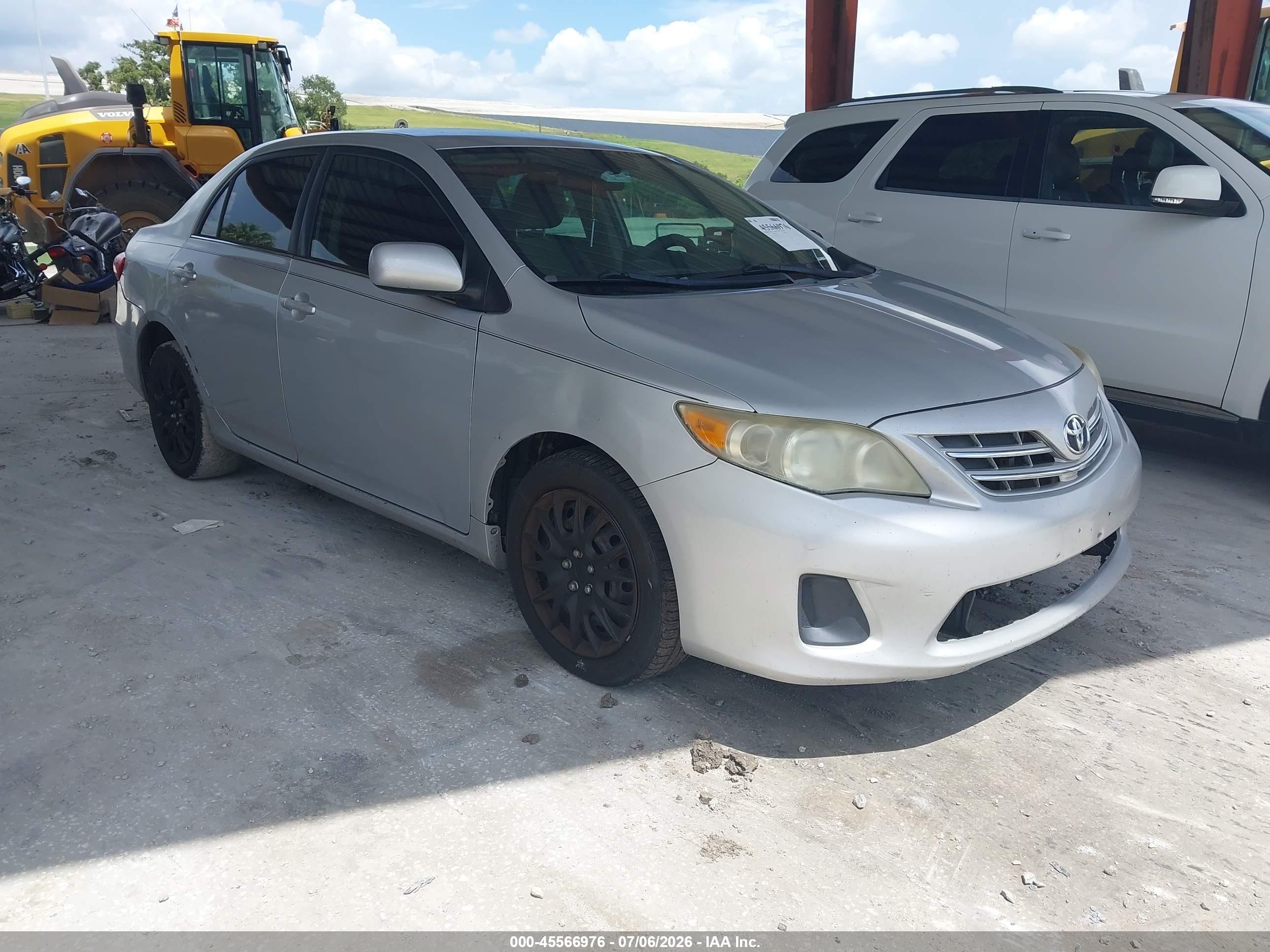 2013 Toyota Corolla Le Silver vin: 2T1BU4EE0DC974839