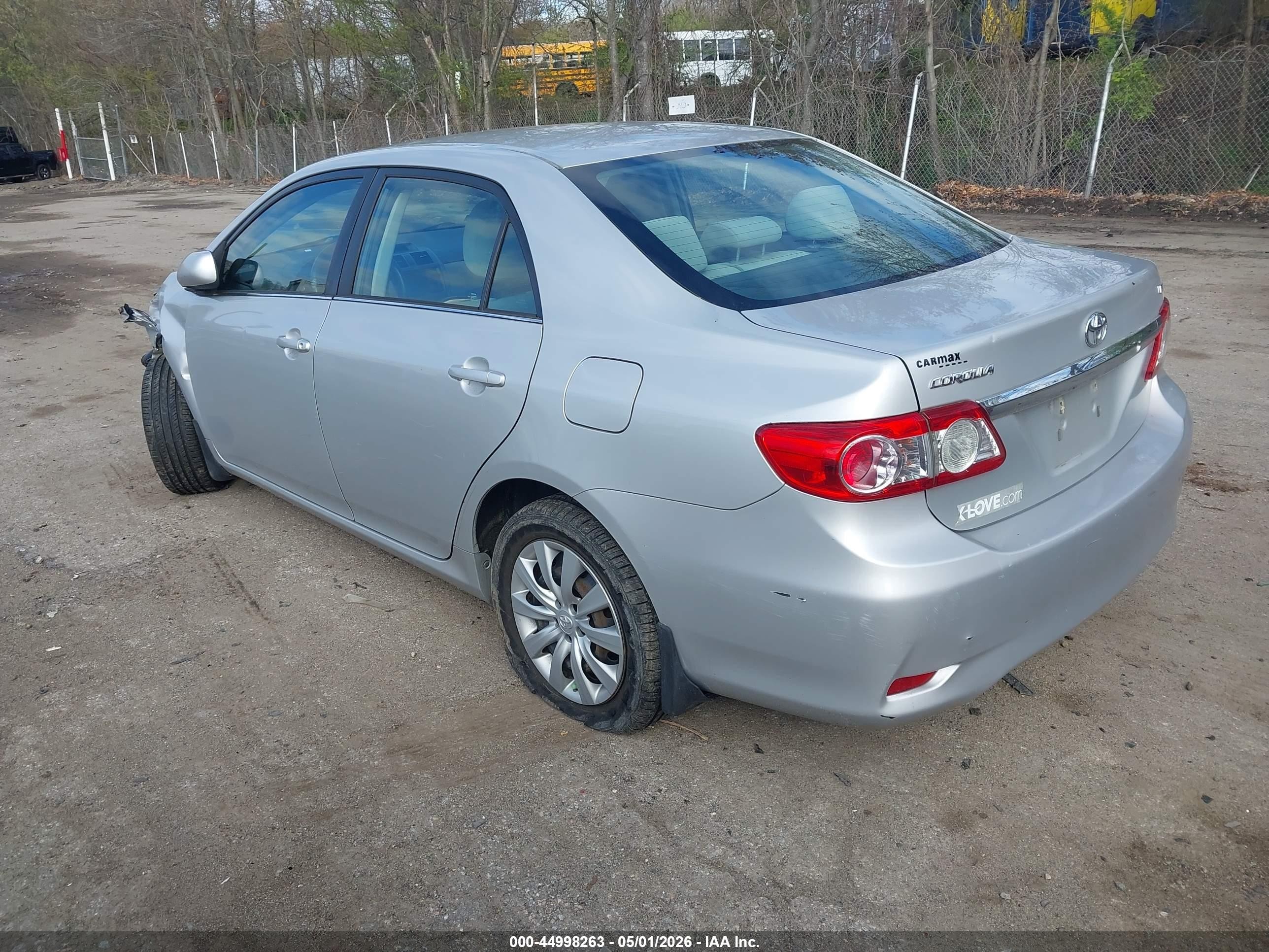 2013 Toyota Corolla Le Silver vin: 2T1BU4EE0DC975599